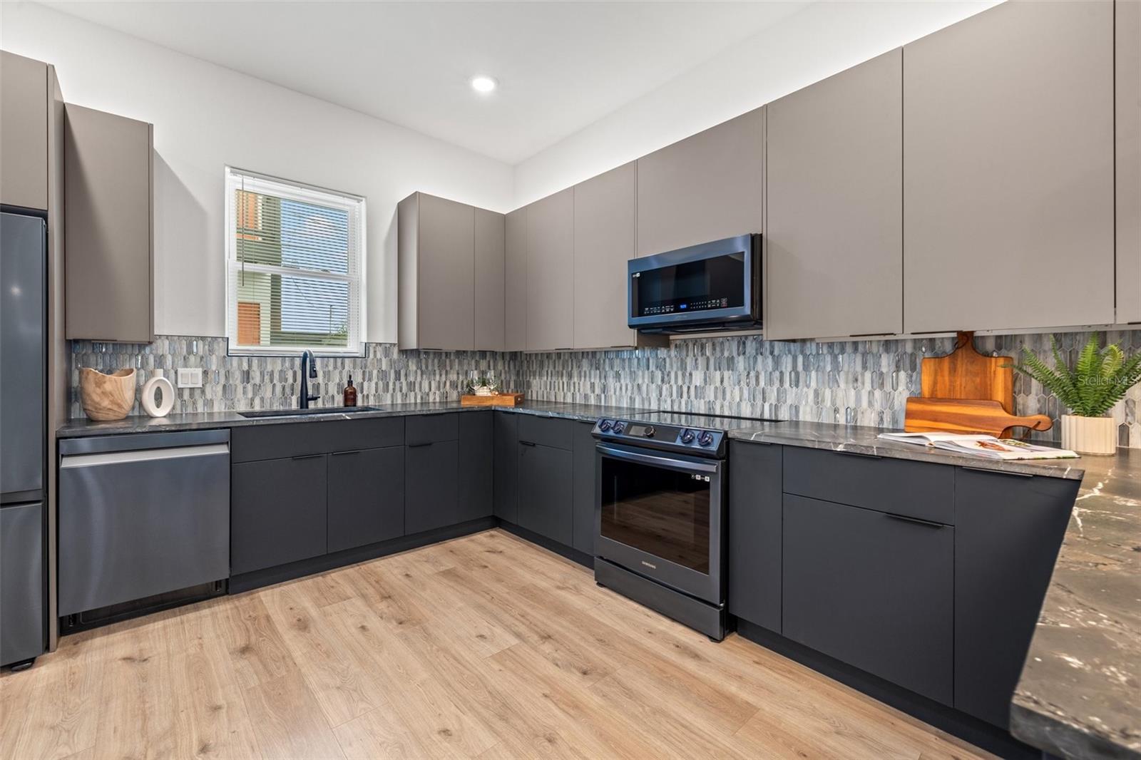 HALLS CENTRAL AVE 2 - Residential
