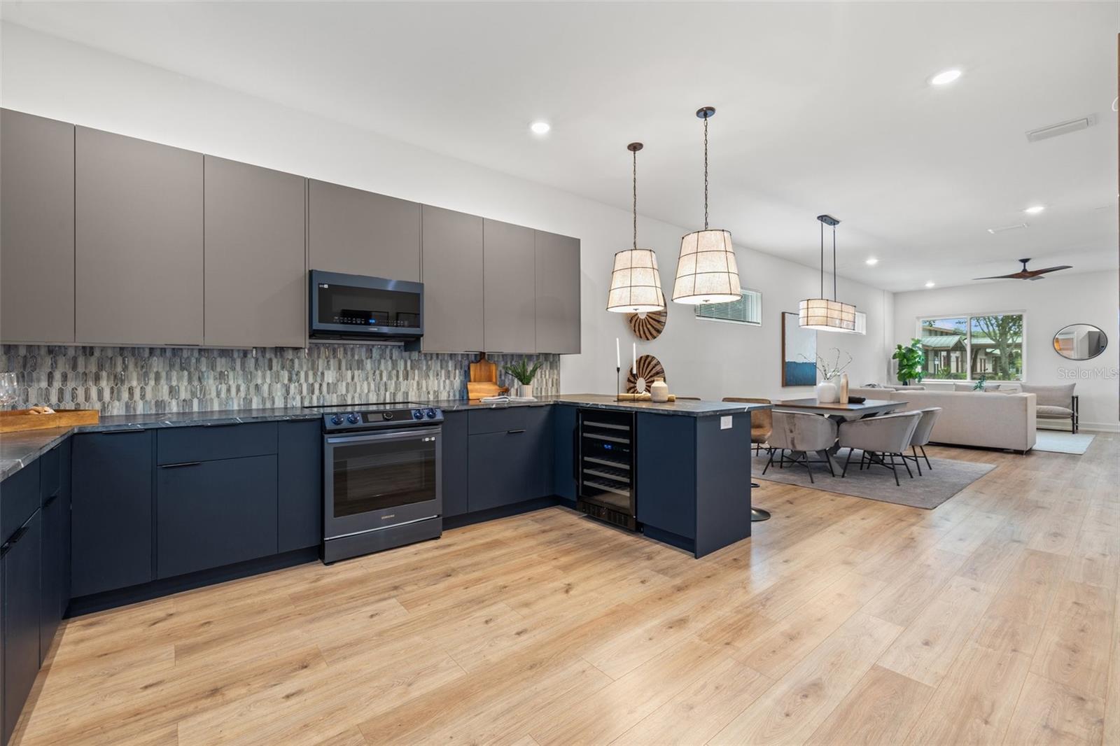 HALLS CENTRAL AVE 2 - Residential