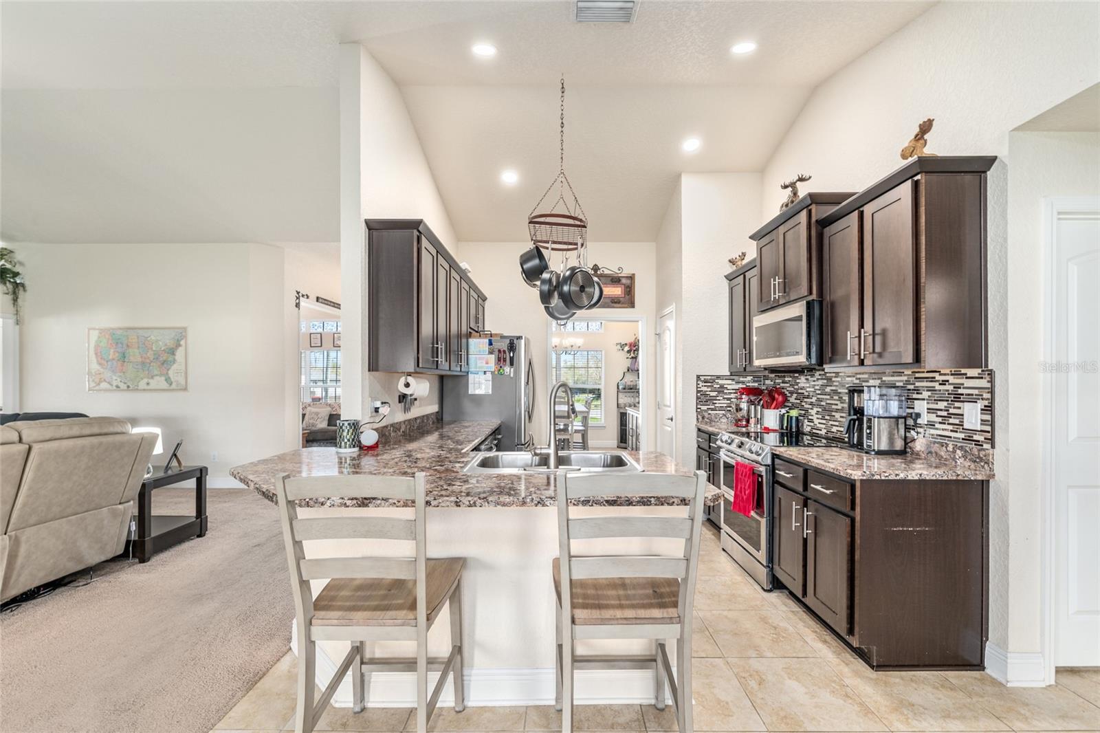 OCALA WATERWAY ESTATE - Residential