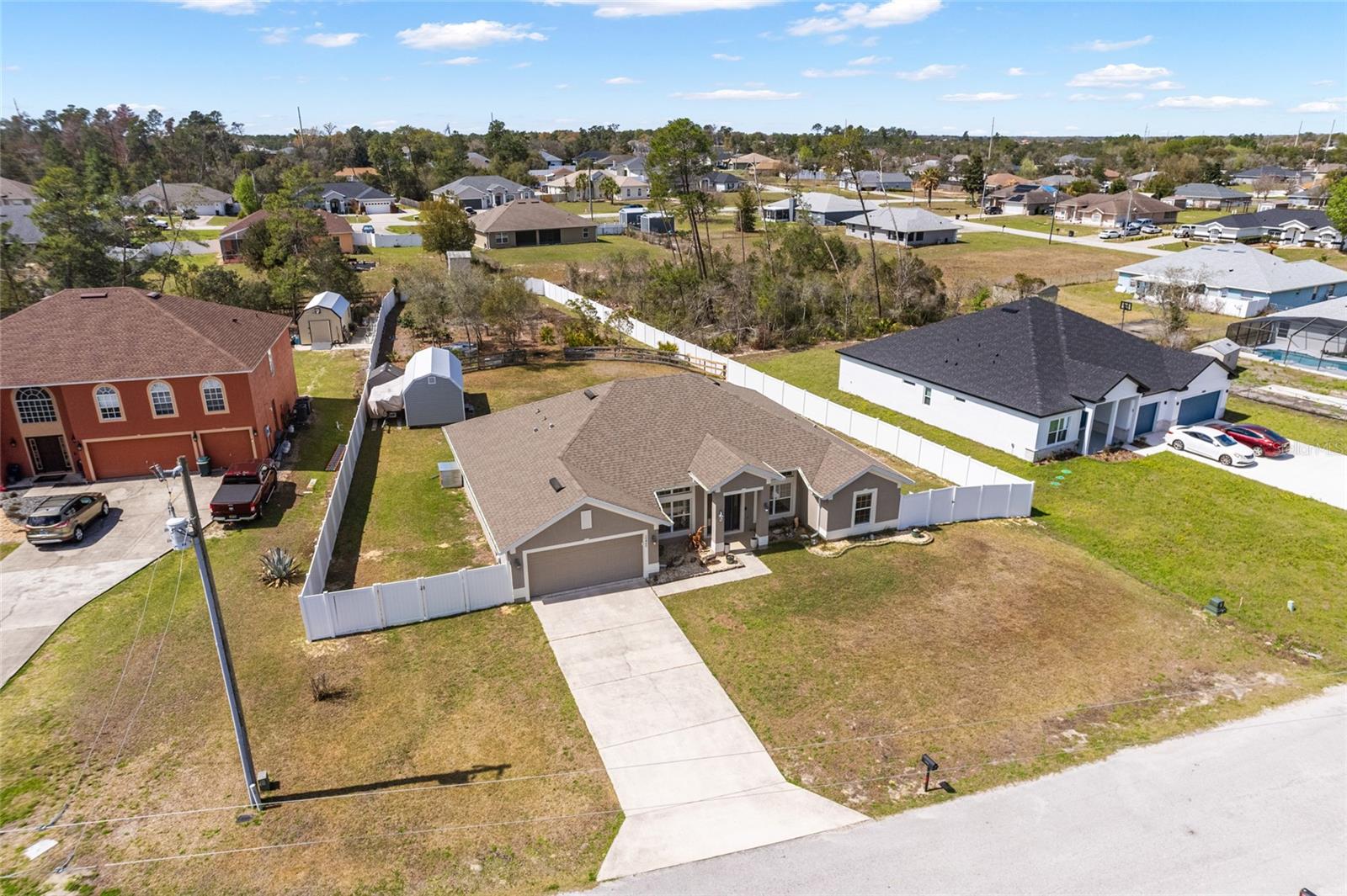 OCALA WATERWAY ESTATE - Residential