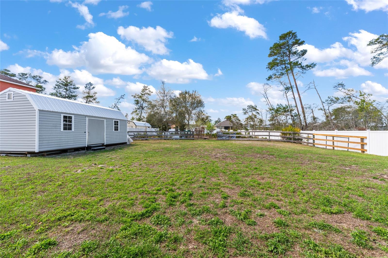 OCALA WATERWAY ESTATE - Residential