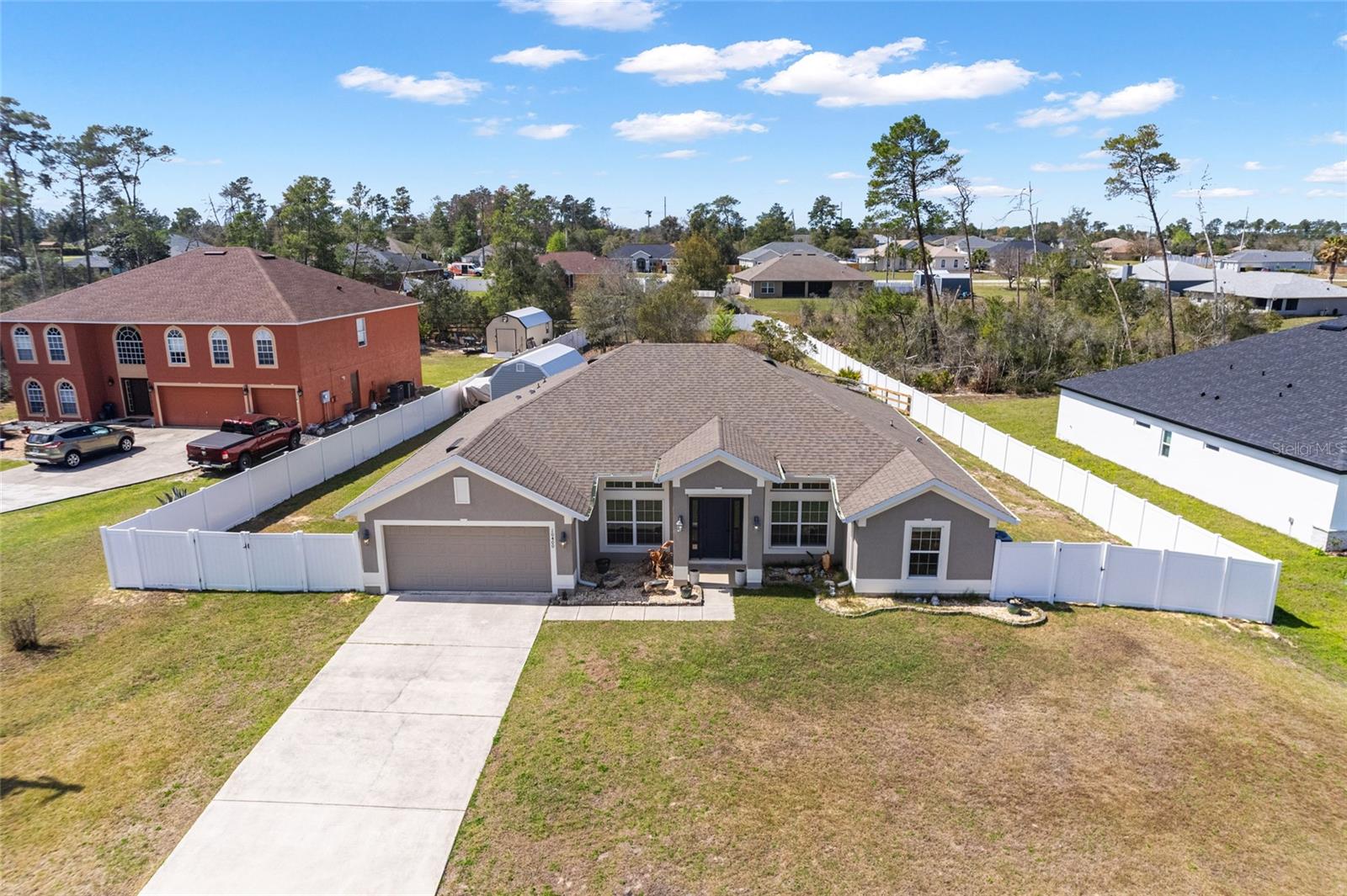 OCALA WATERWAY ESTATE - Residential