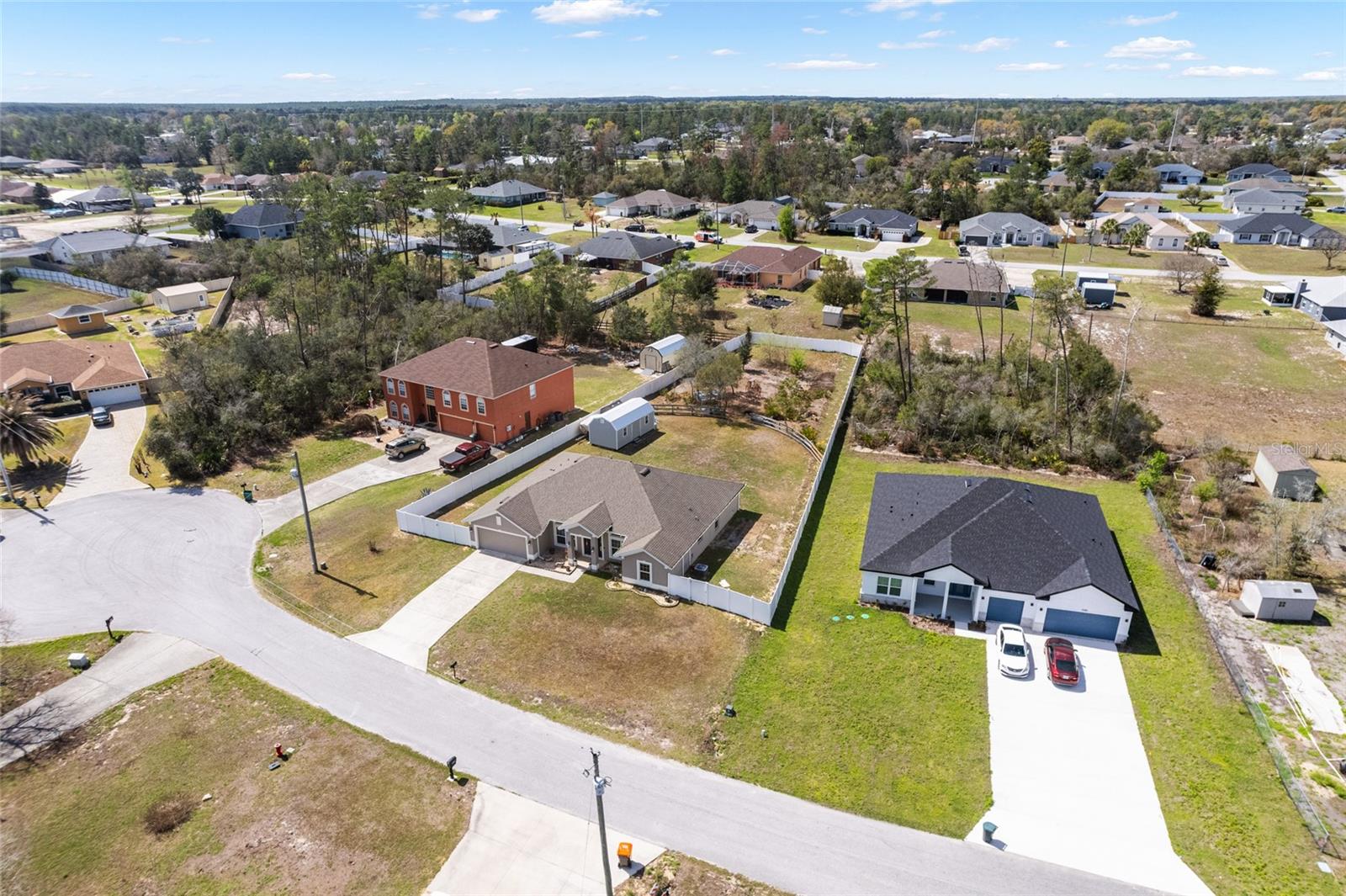 OCALA WATERWAY ESTATE - Residential