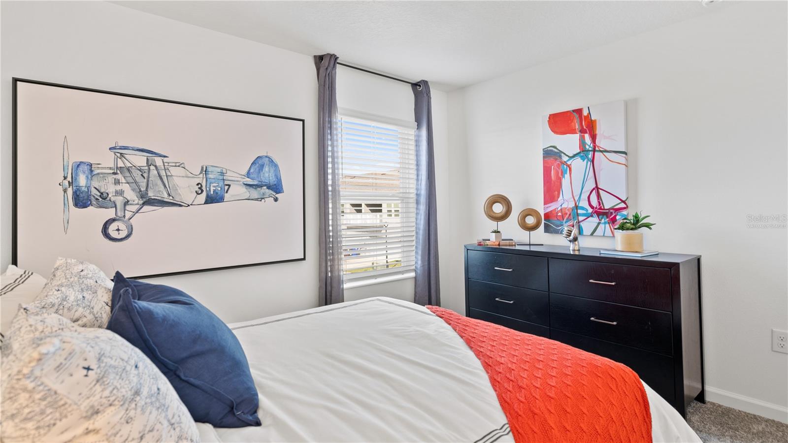 SPRINGHEAD LAKES 25TH - Residential