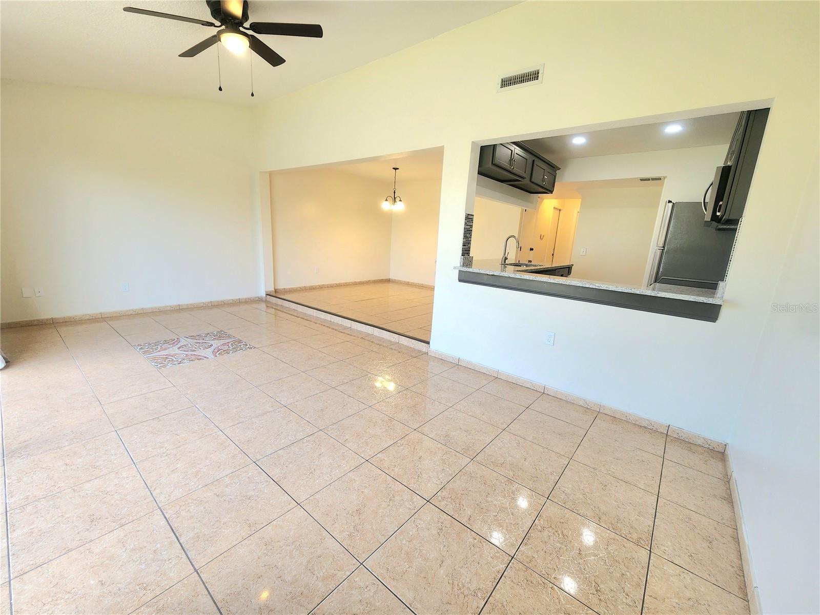 ISLAND CLUB WEST PH 02 - Residential Lease