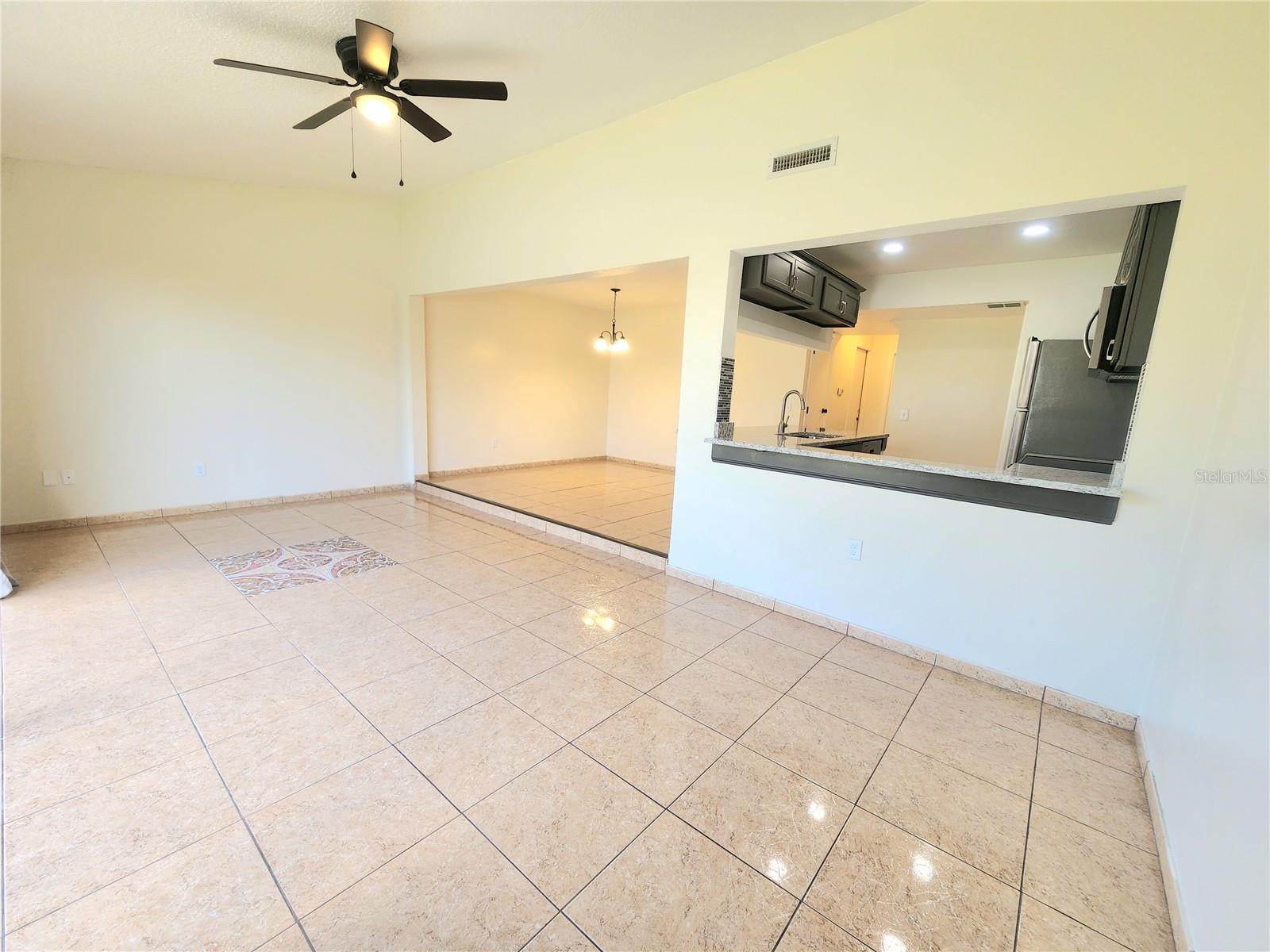 ISLAND CLUB WEST PH 02 - Residential Lease
