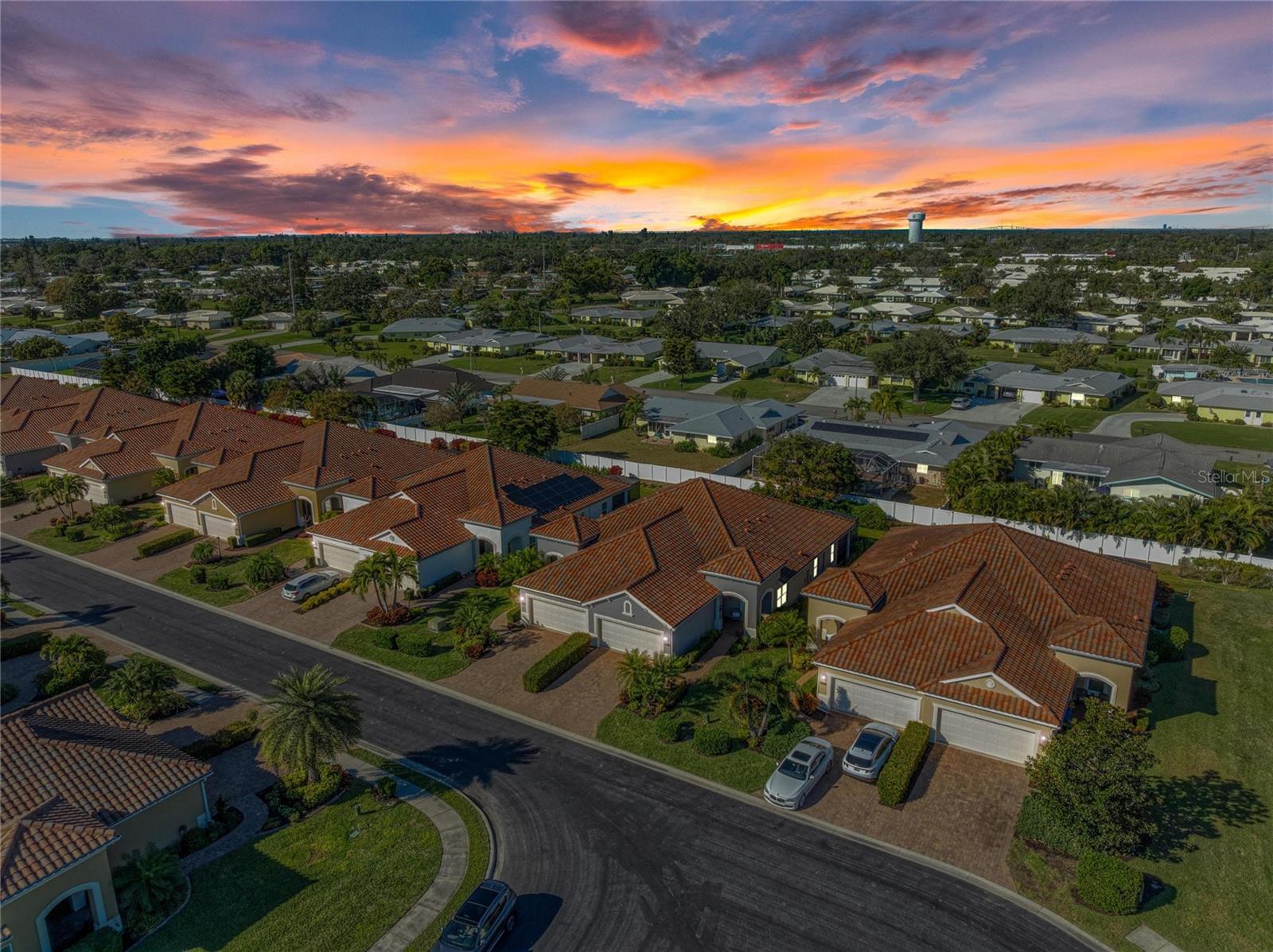 6906 PLAYA BELLA DRIVE