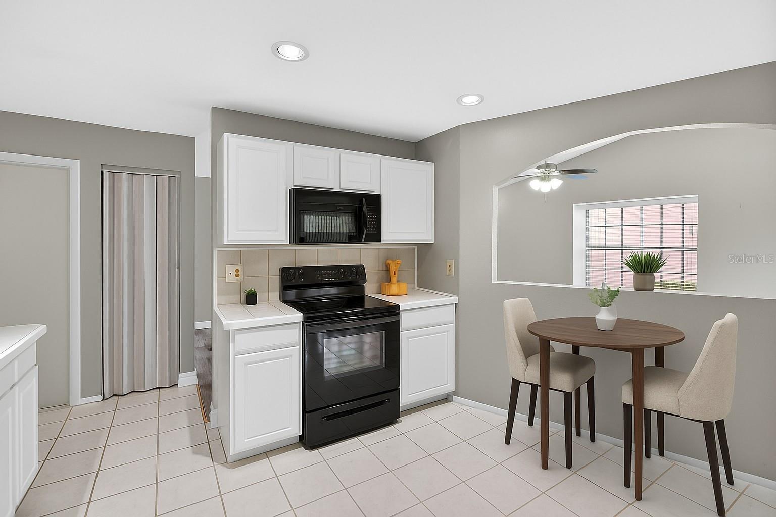 CARROLLWOOD SPRGS CLUSTER HMS - Residential