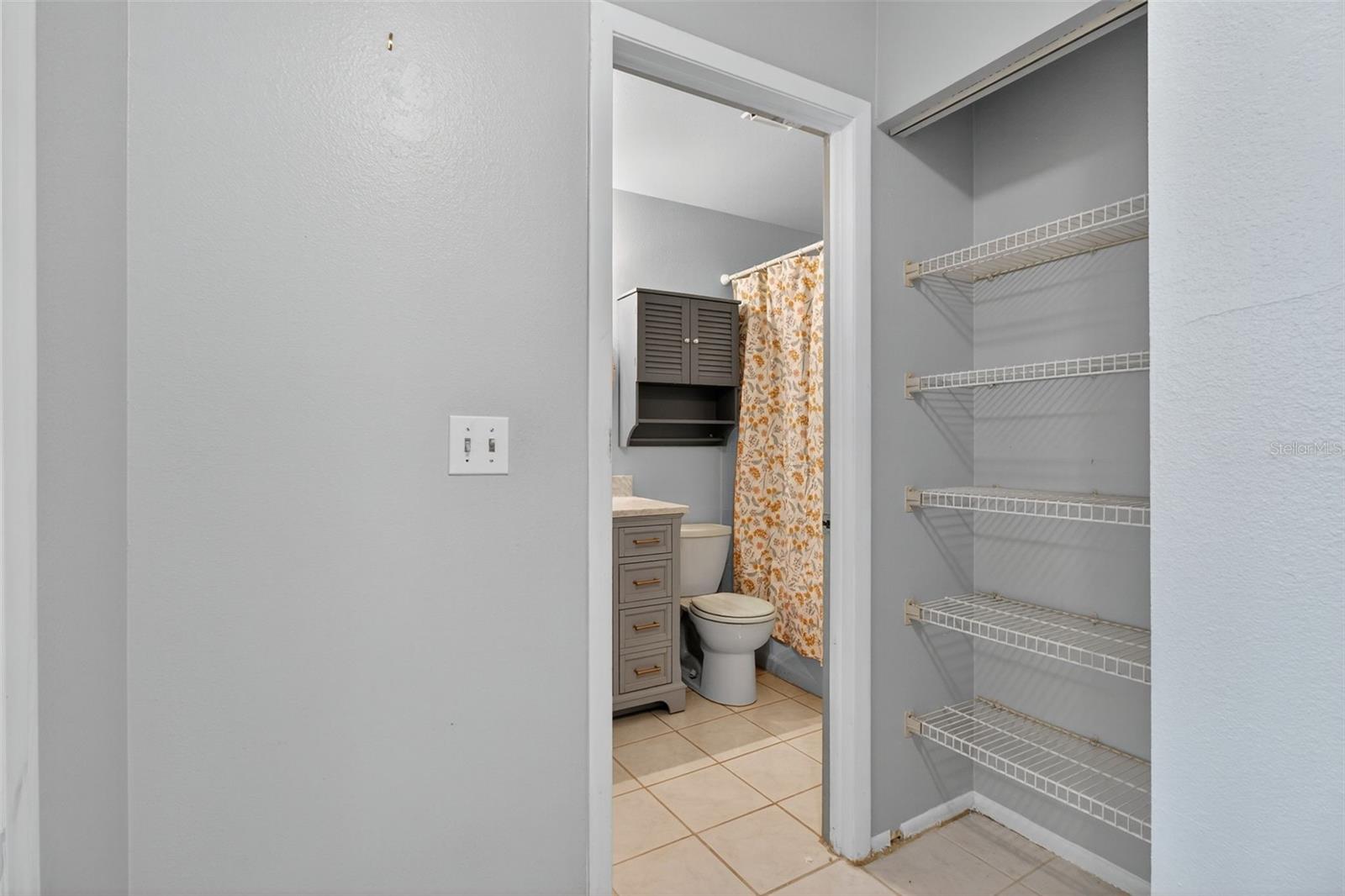 CARROLLWOOD SPRGS CLUSTER HMS - Residential