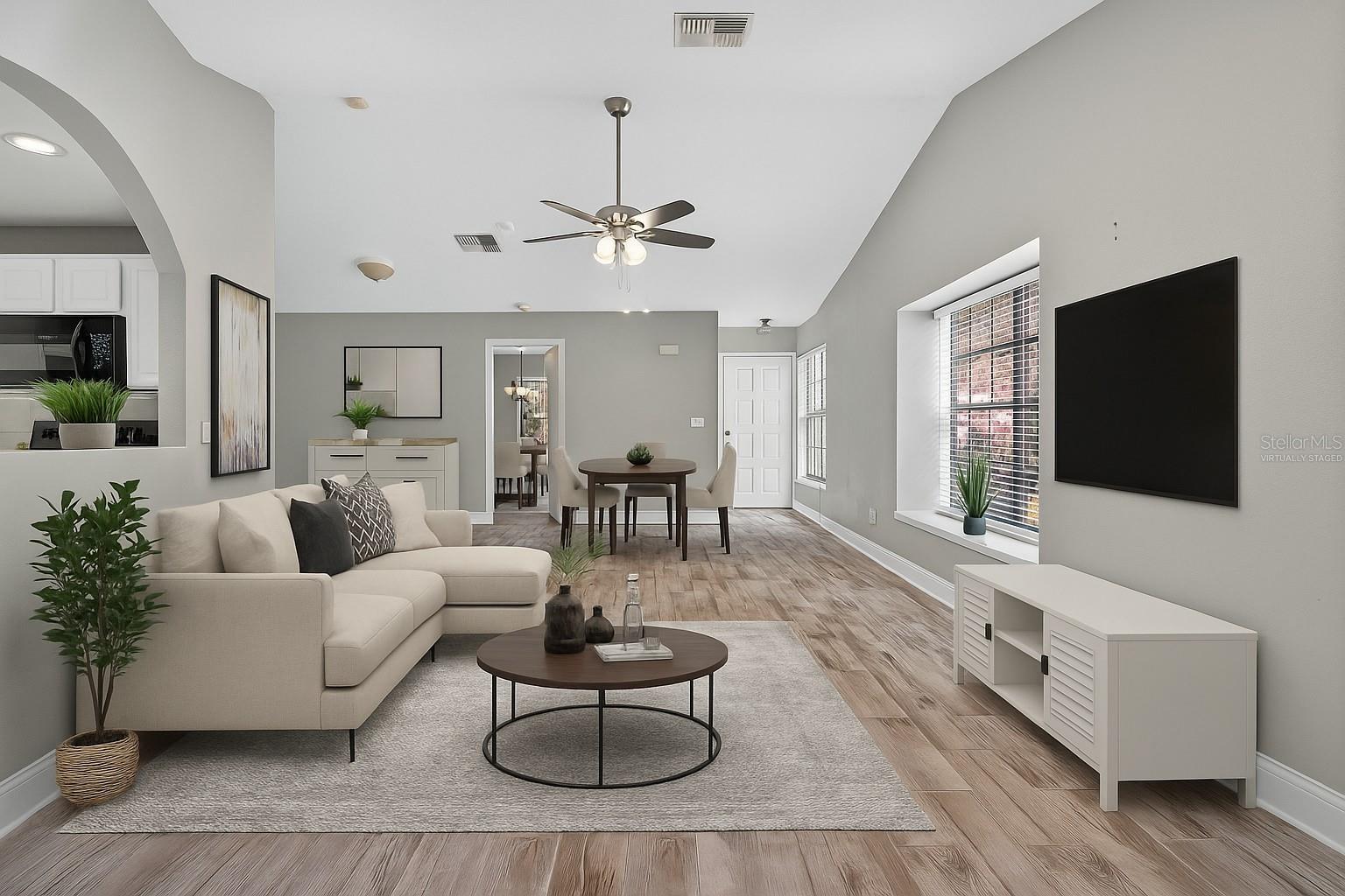 3909 SHORESIDE CIRCLE