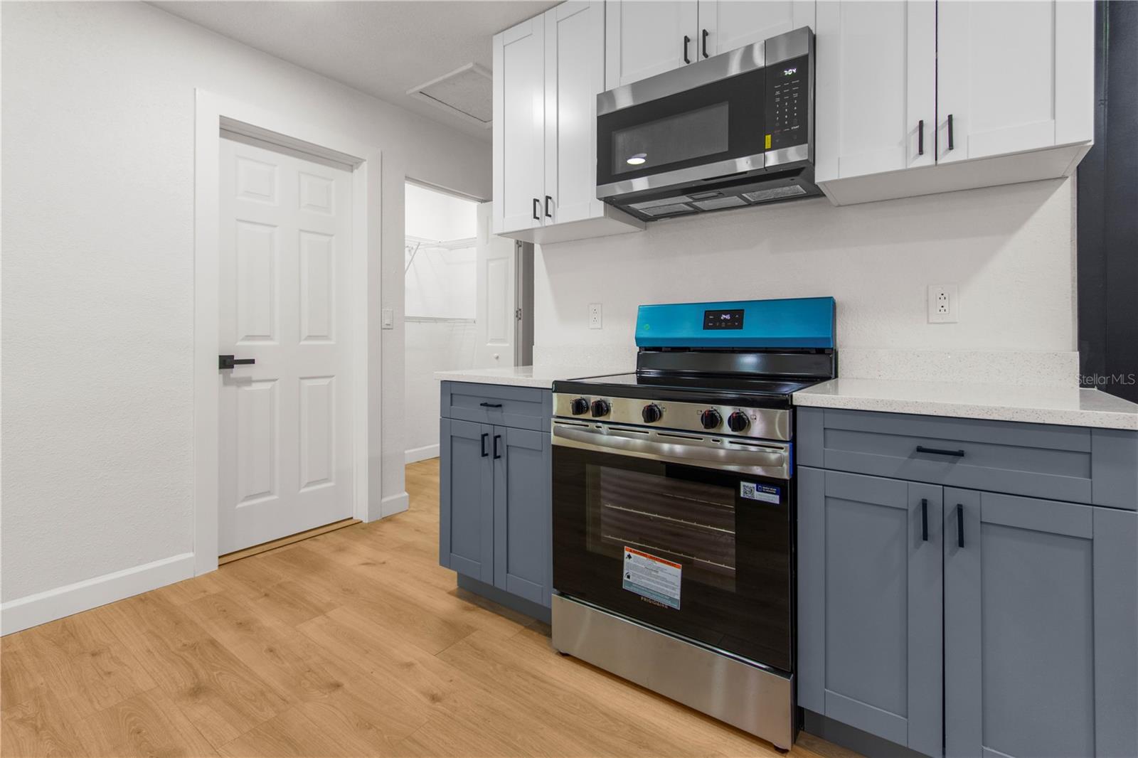 SPRING HILL - Residential