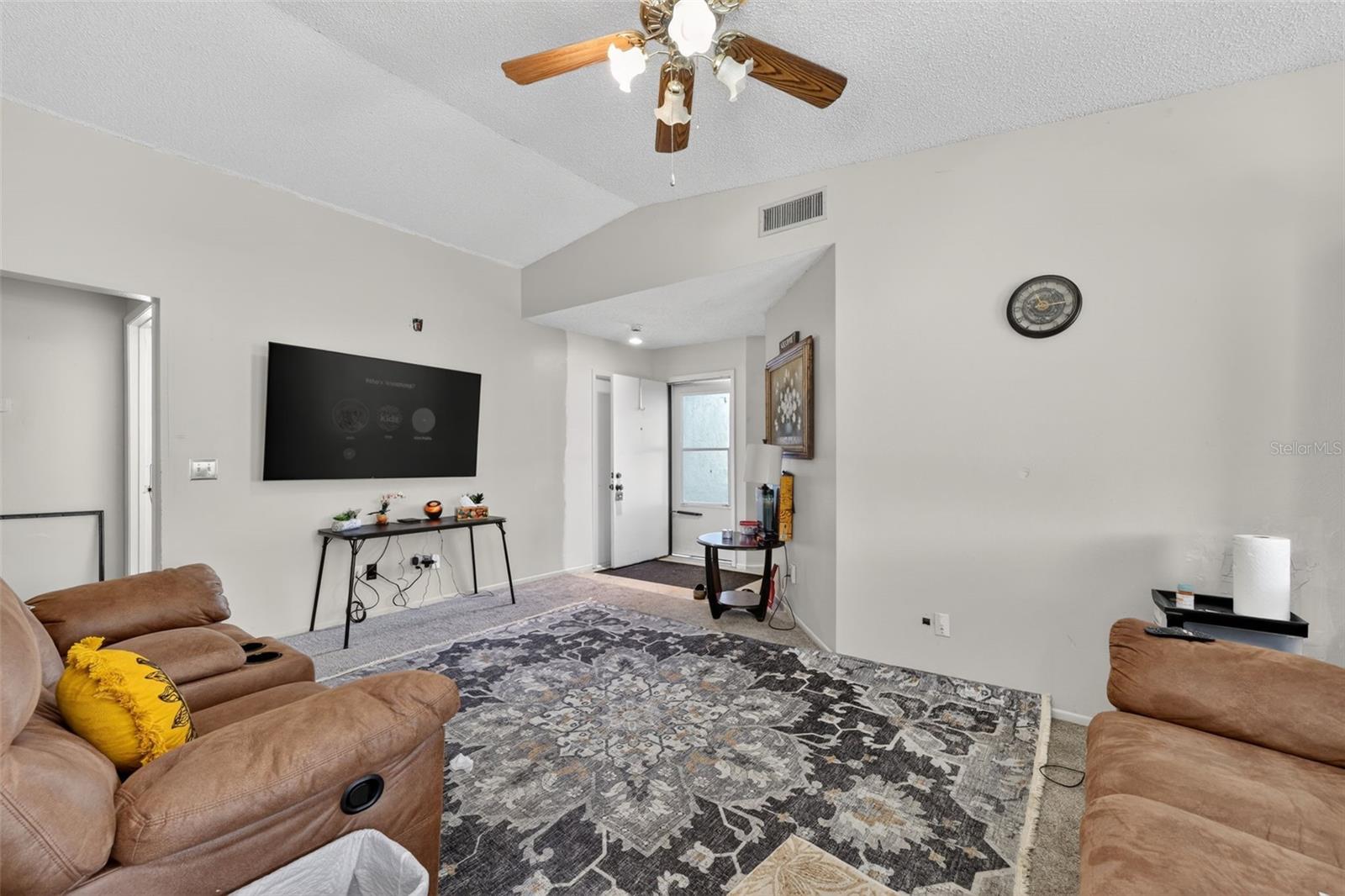 LAKEVIEW VILLAGE SEC L UNI - Residential