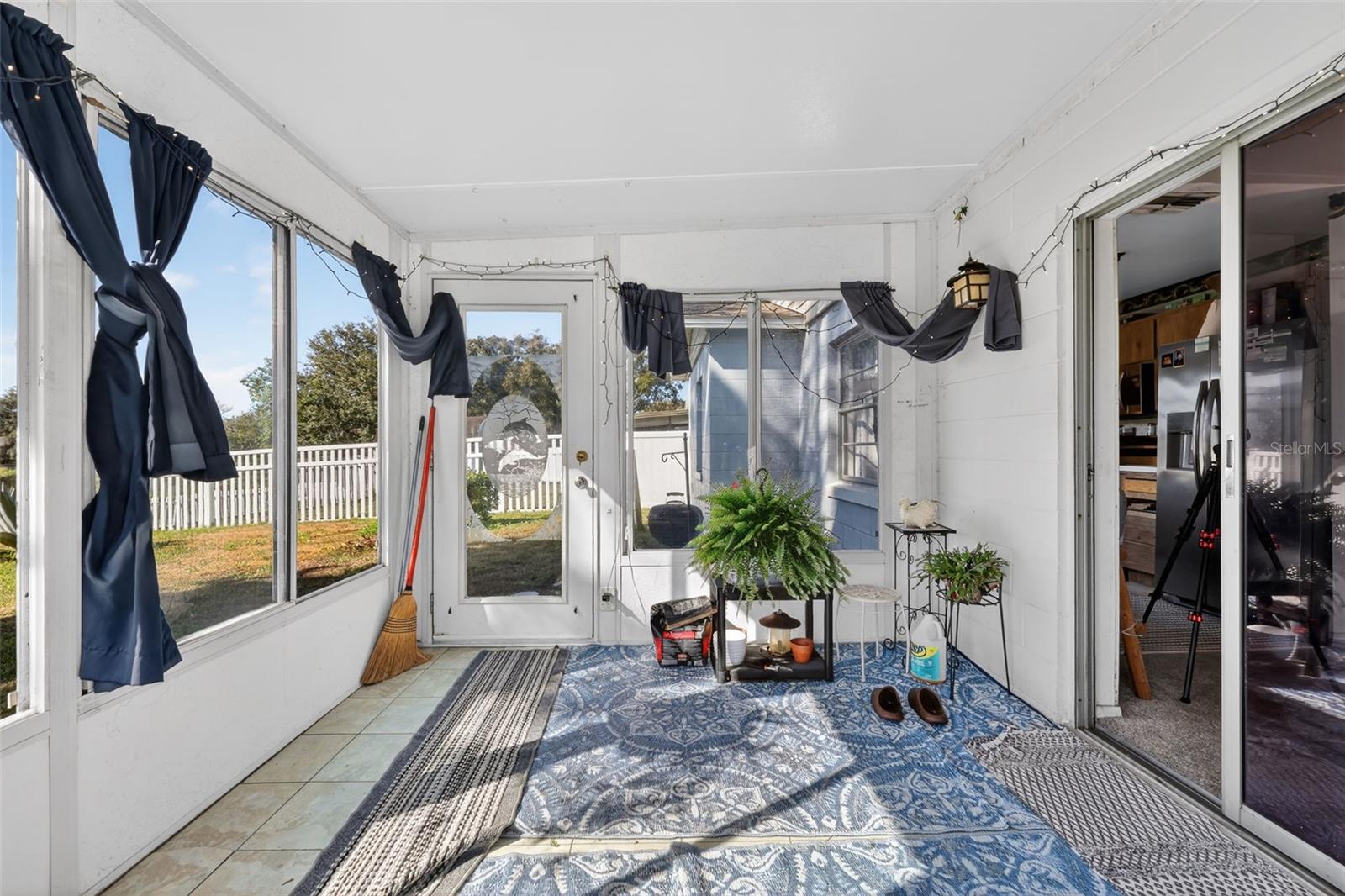 LAKEVIEW VILLAGE SEC L UNI - Residential