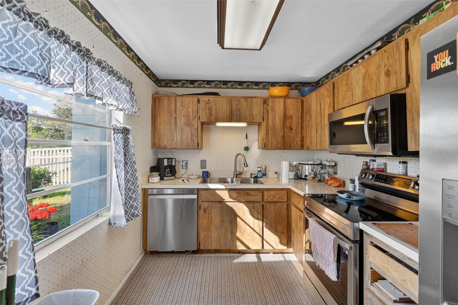 LAKEVIEW VILLAGE SEC L UNI - Residential