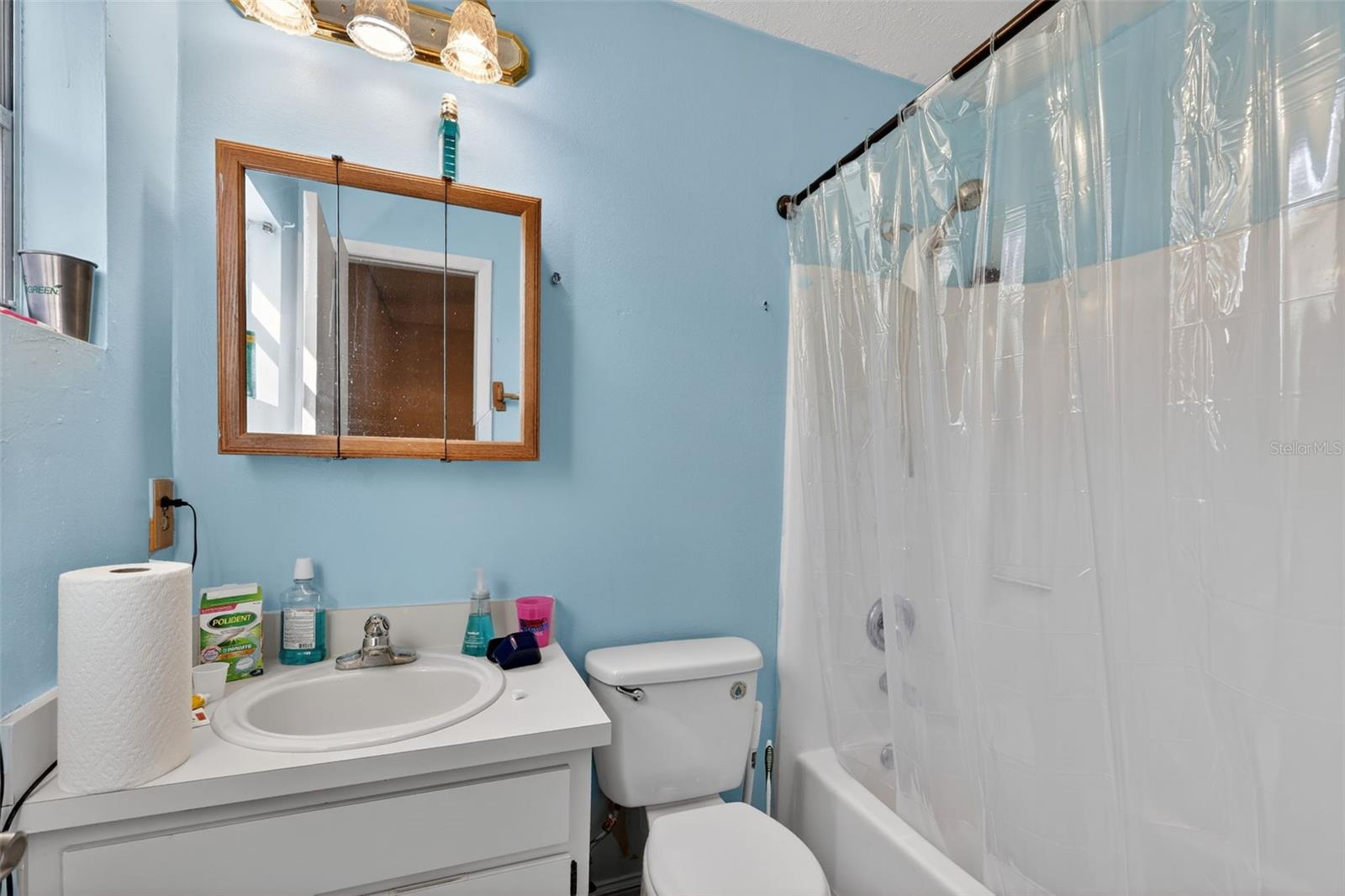 LAKEVIEW VILLAGE SEC L UNI - Residential