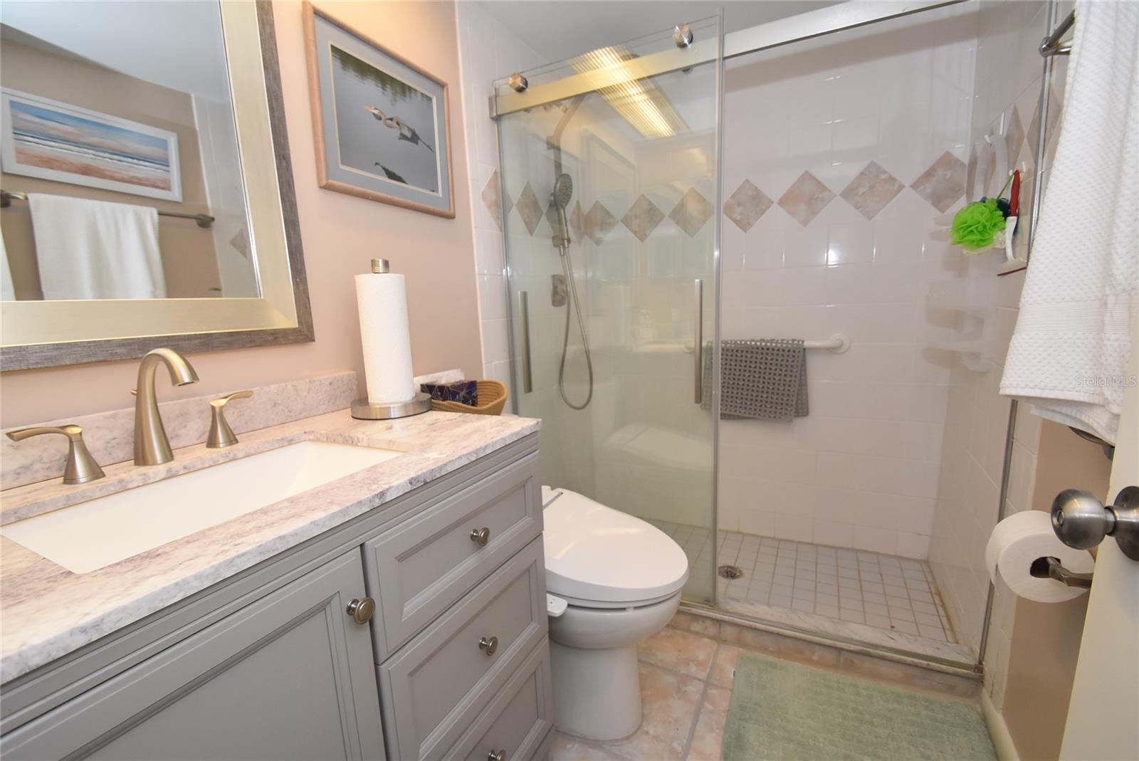 PELICAN COVE IX - Residential Lease