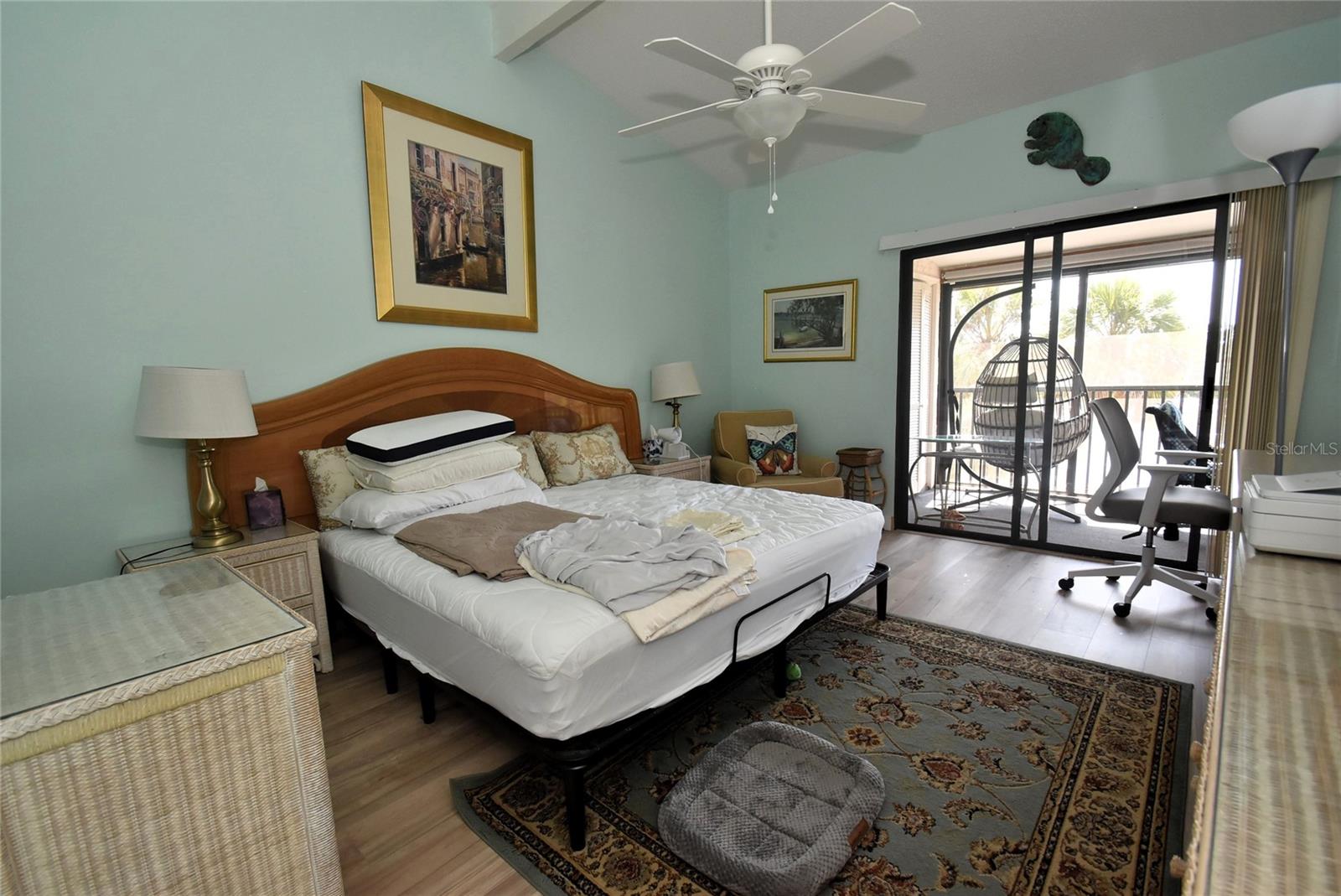 PELICAN COVE IX - Residential Lease