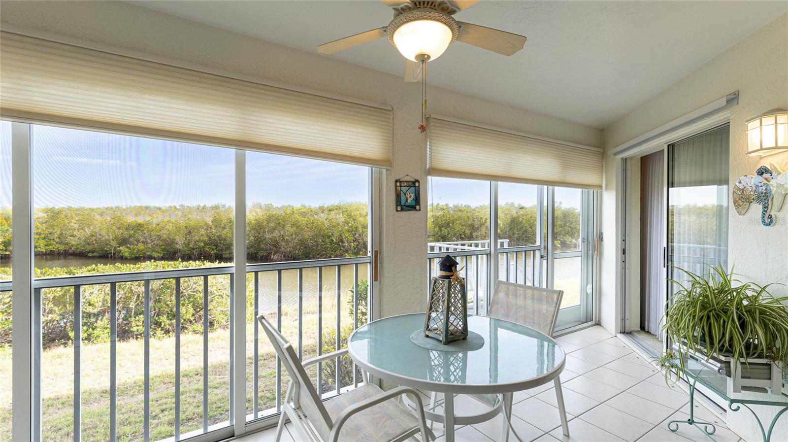 1109 EDGEWATER CIRCLE 1109