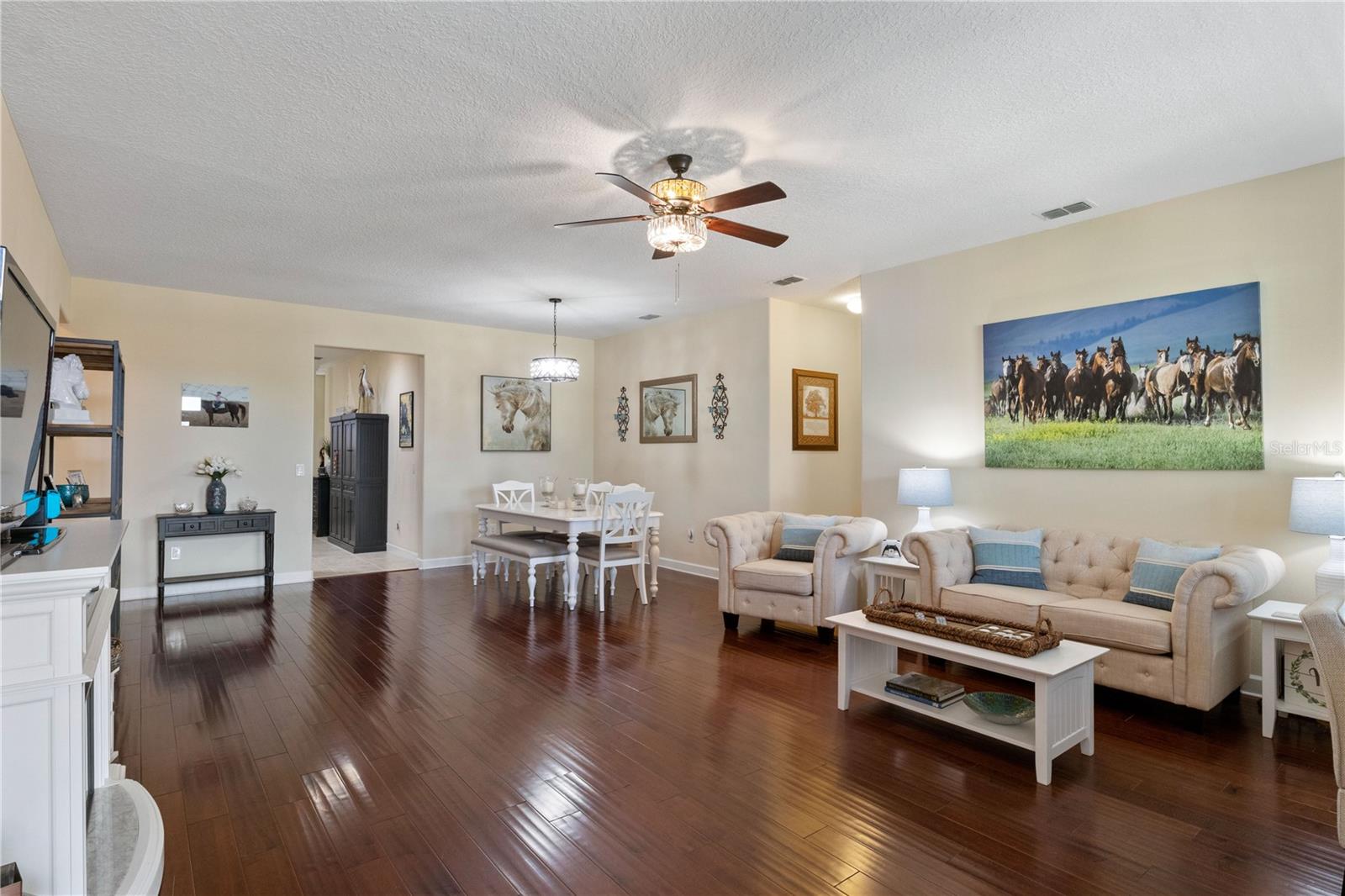 CLERMONT NOTTINGHAM AT LEGENDS - Residential