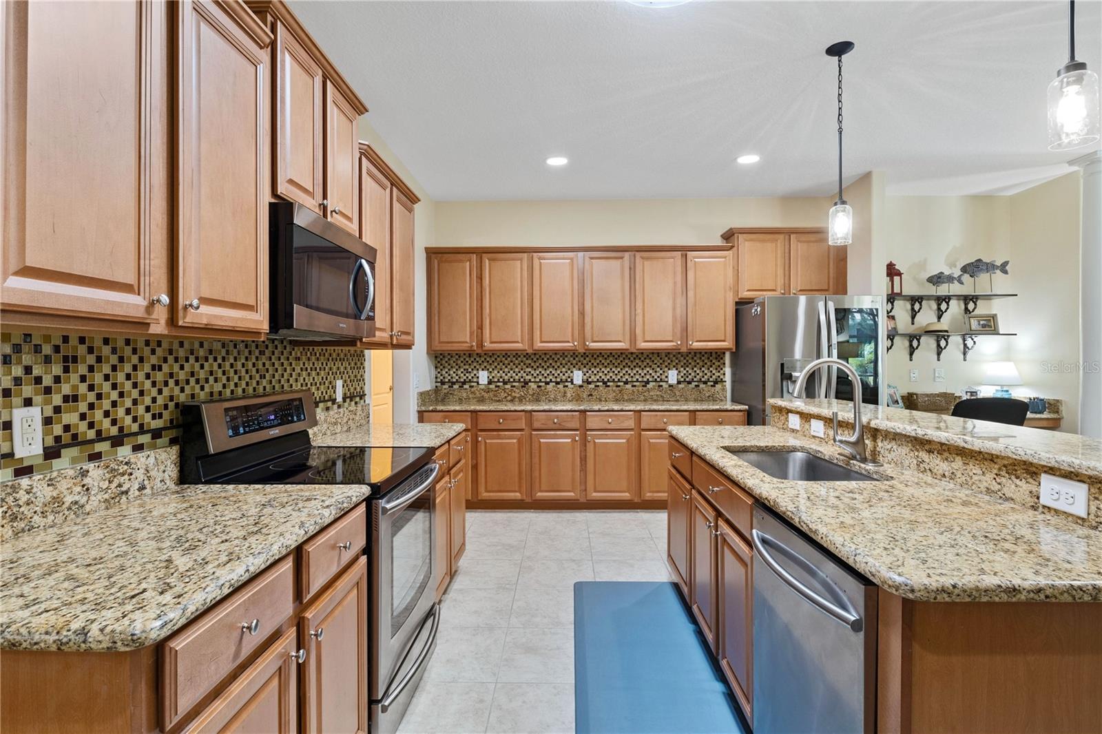 CLERMONT NOTTINGHAM AT LEGENDS - Residential