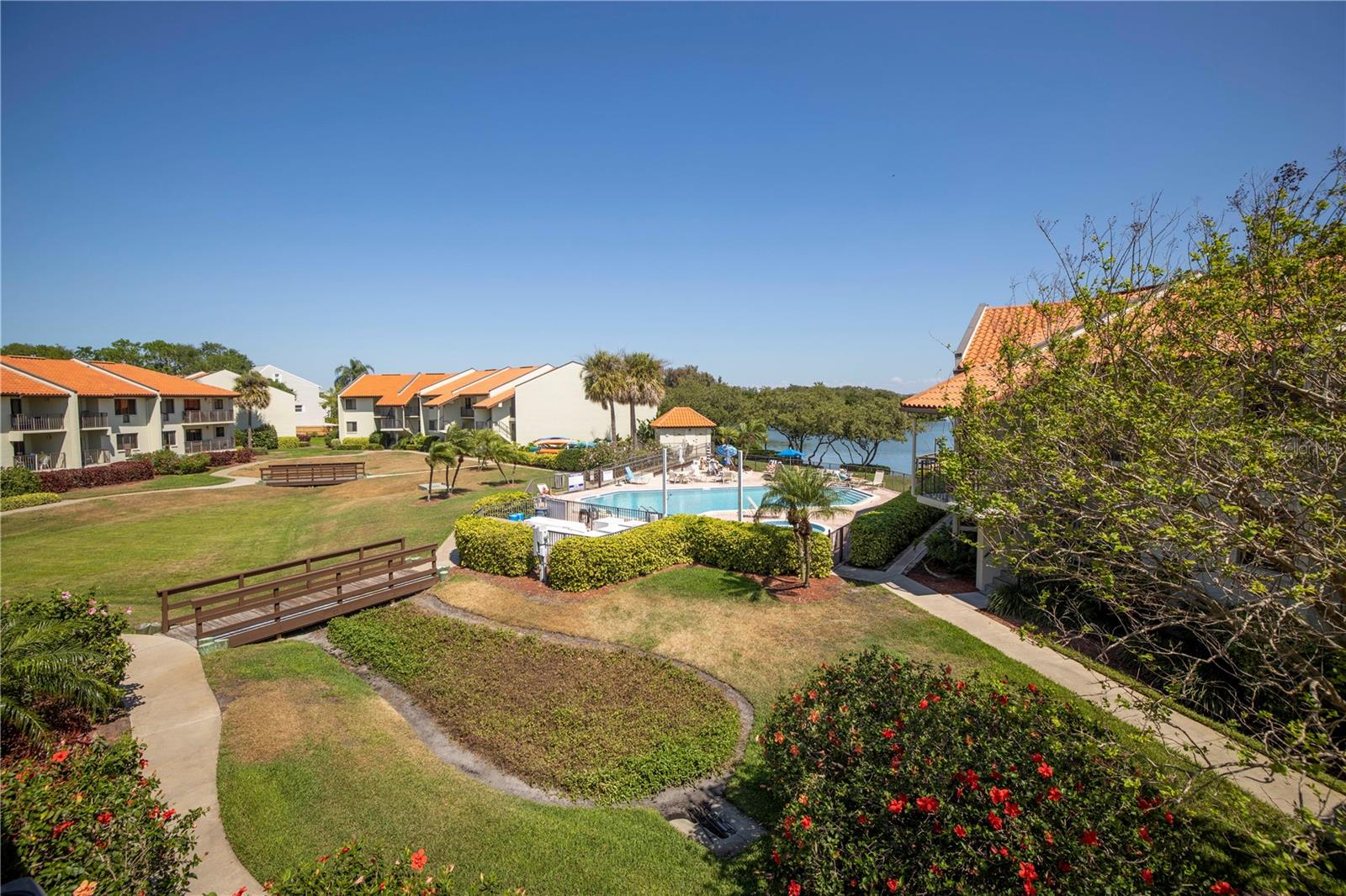 WANDER RESIDENCES OF TIERRA VERDE - Residential