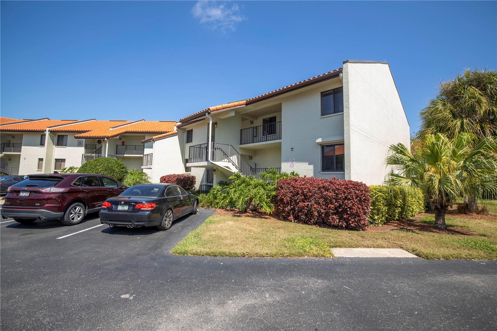 WANDER RESIDENCES OF TIERRA VERDE - Residential