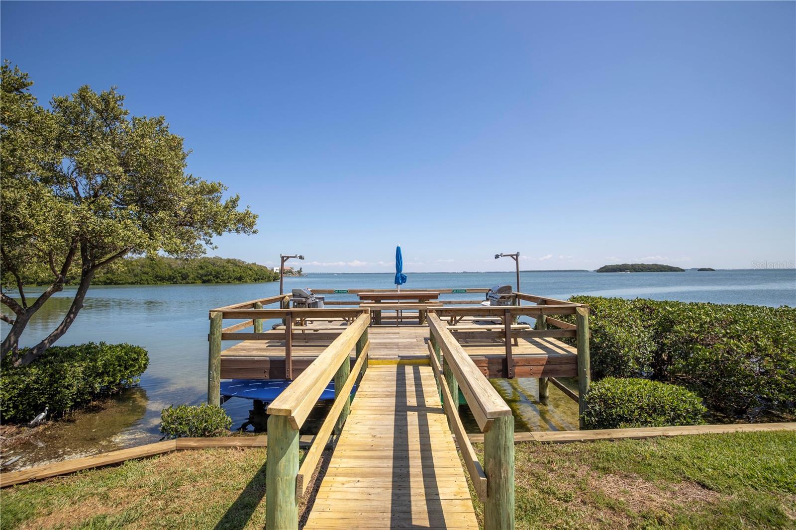 WANDER RESIDENCES OF TIERRA VERDE - Residential