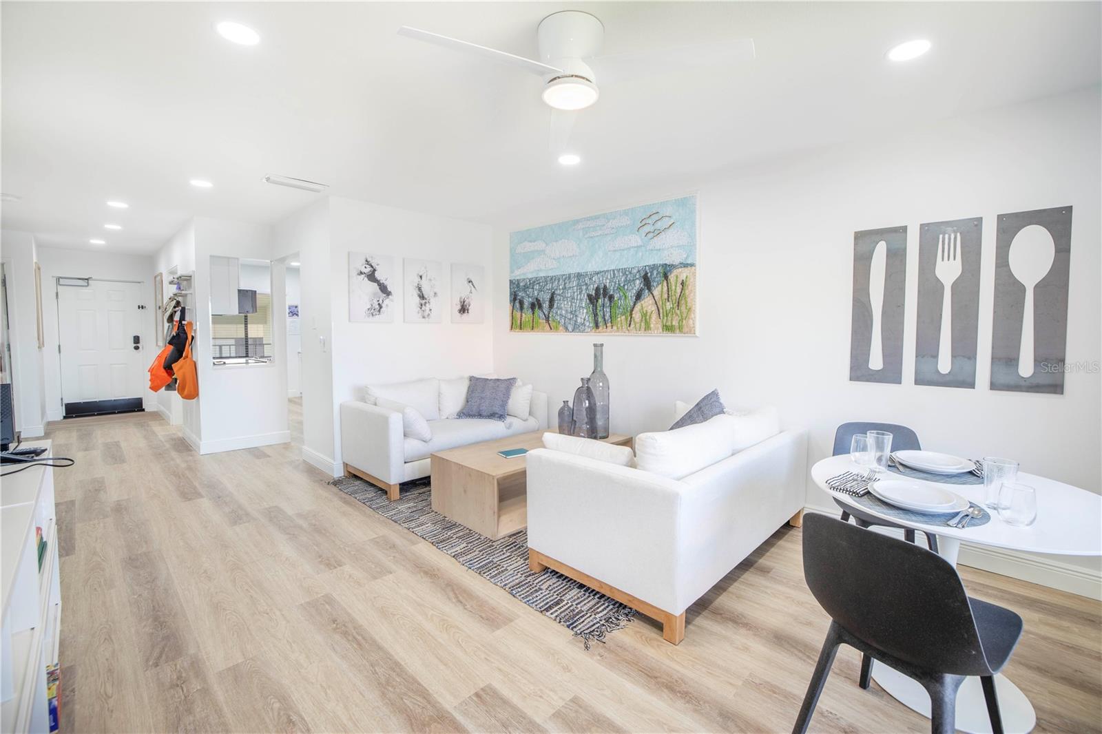 WANDER RESIDENCES OF TIERRA VERDE - Residential