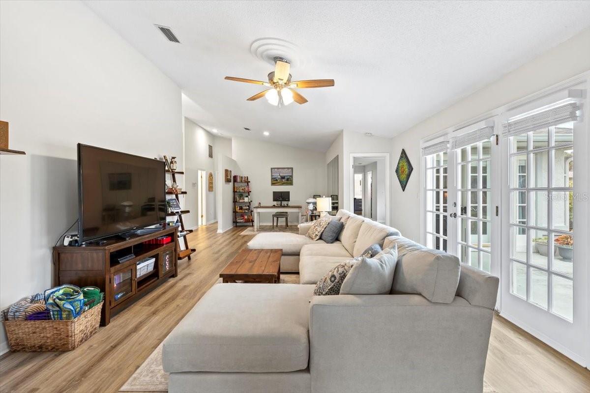 LEE WIND - Residential