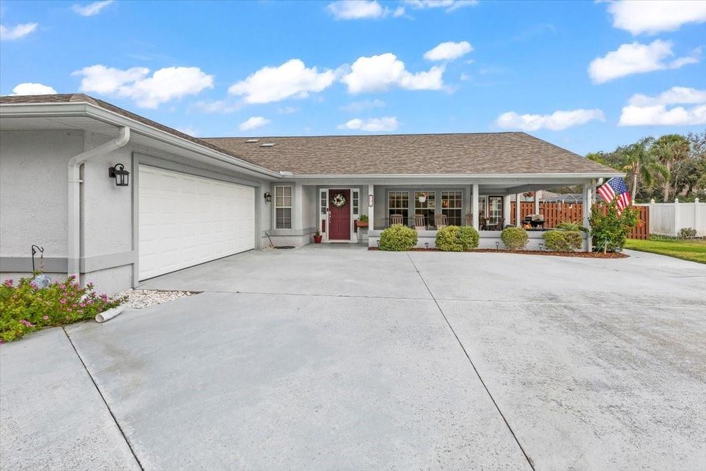 Photo of 132 Sea Street, New Smyrna Beach, FL 32168 (MLS # V4946867)