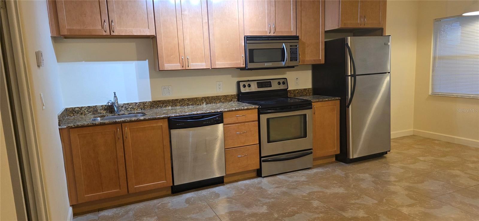 SIENA DOWNTOWN CONDO THE - Residential Lease