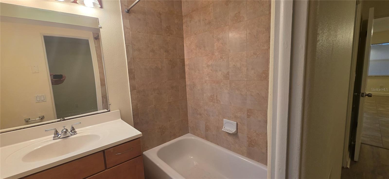 SIENA DOWNTOWN CONDO THE - Residential Lease