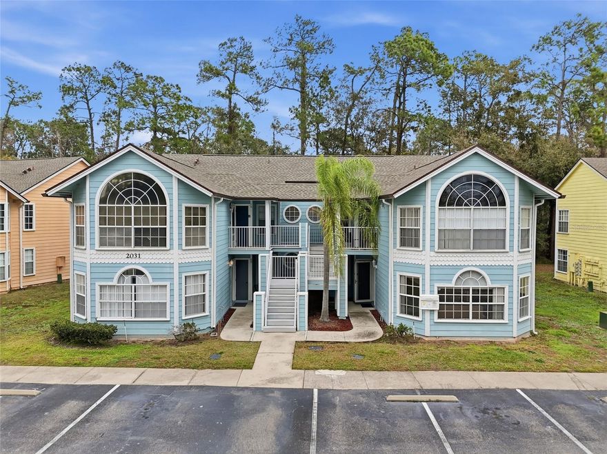 Welcome to your next investment located in Royal Palm Bay-- Amenities: Heated pool with hot tub, clubhouse, sauna, fitness center, tennis court,  Basketball court, volleyball, BBQ grills, pool table, shuffleboard, picnic area, and playground. Close to Disney World and all major attractions! Few minutes drive from main shopping stores, Fine dining, highway and airport. Approved for short term rentals or ideal as a vacation home. Contact us today for your private tour!