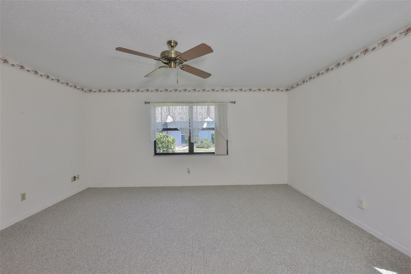 LANCASTER II CONDO - Residential