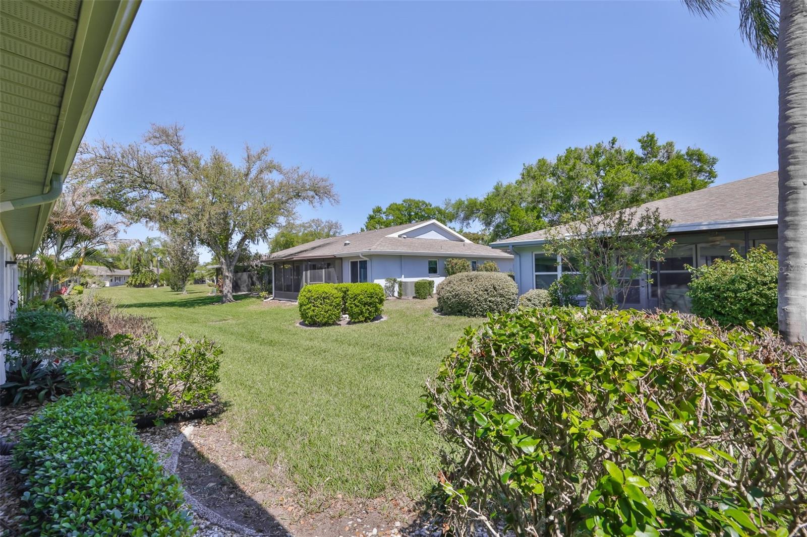 LANCASTER II CONDO - Residential