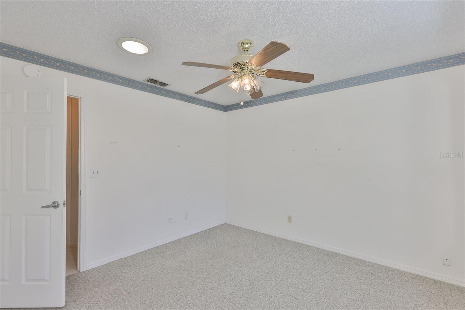 LANCASTER II CONDO - Residential