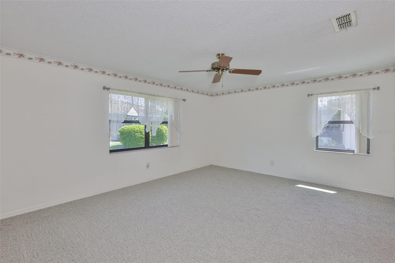 LANCASTER II CONDO - Residential