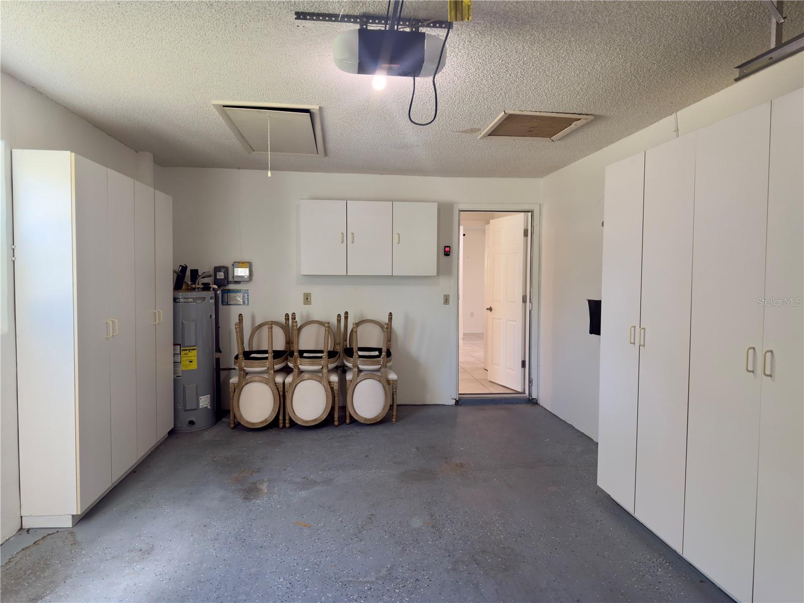 OAKHURST PH III - Residential Lease
