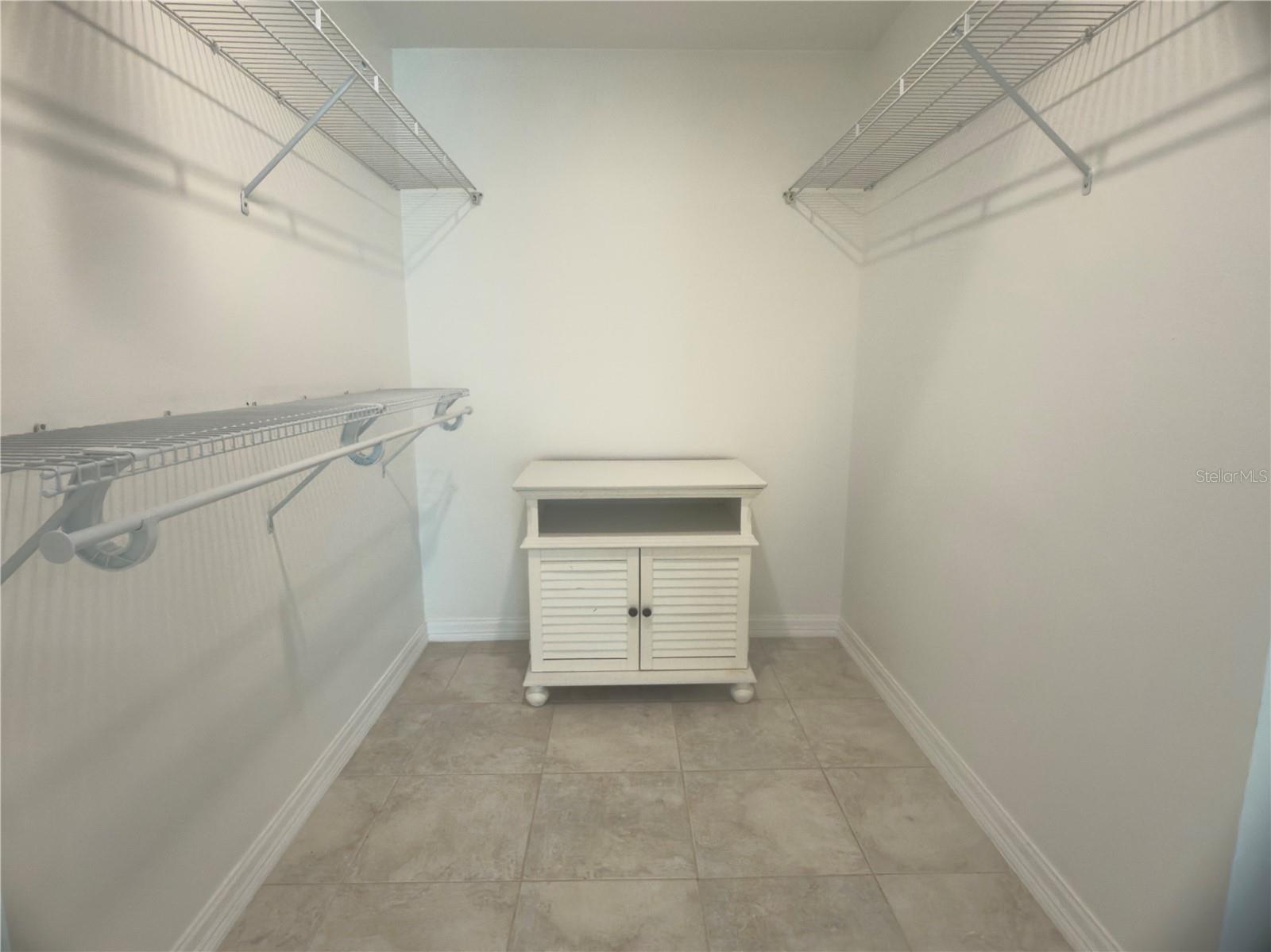 OAKHURST PH III - Residential Lease