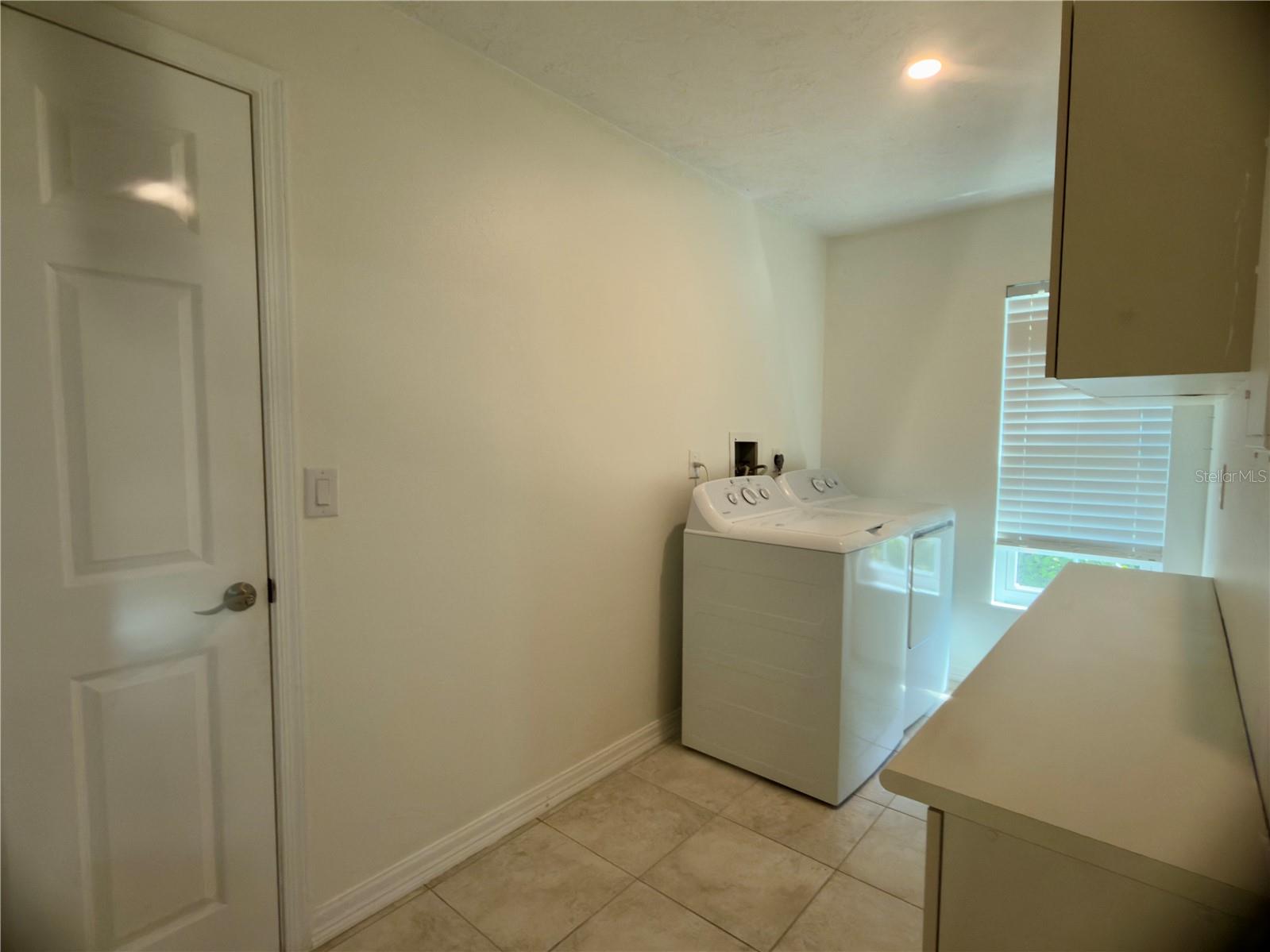 OAKHURST PH III - Residential Lease