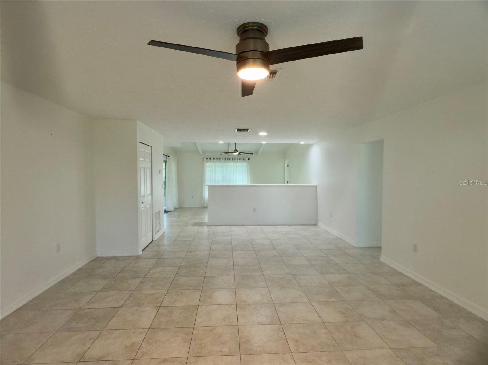 OAKHURST PH III - Residential Lease