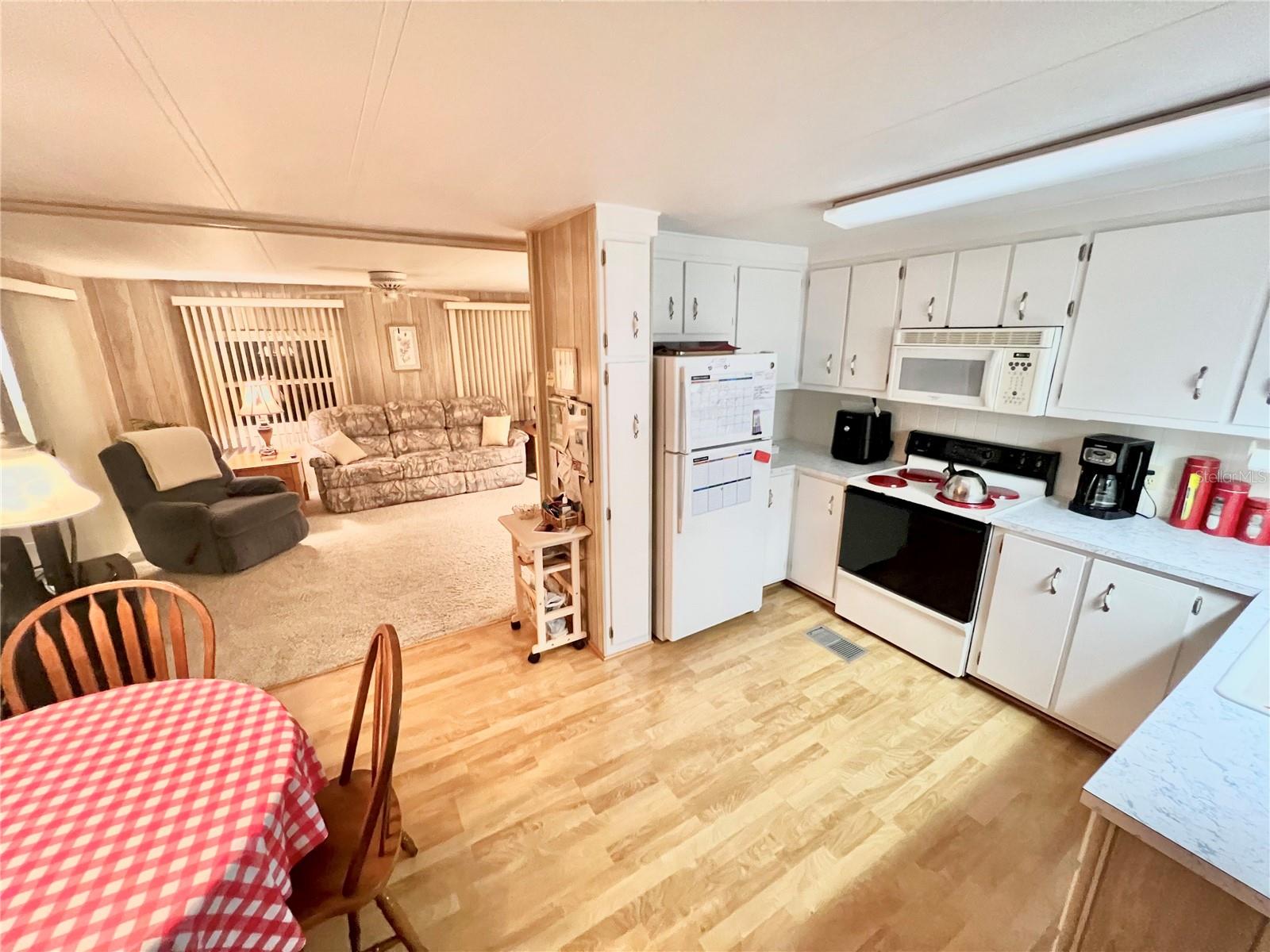 FAIRWAY VILLAGE MOBILE HOME PARK UNREC - Residential