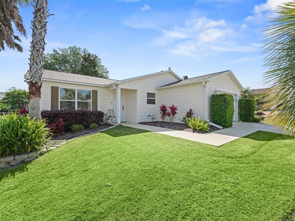 Photo of 1861 Banberry Run, The Villages, FL 32162 (MLS # OM705641)