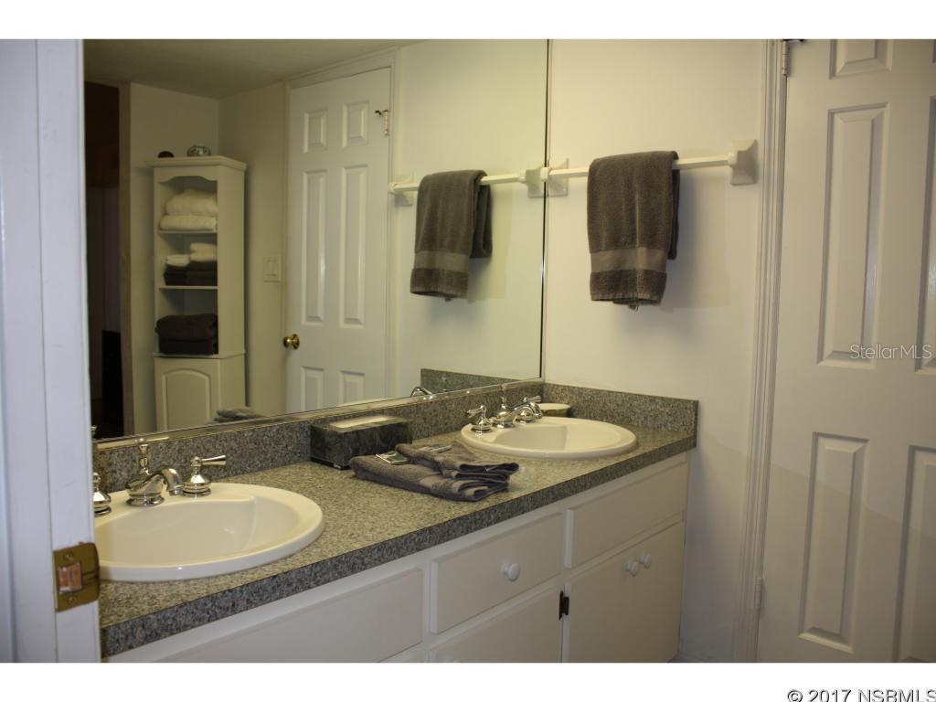 Sunrise Condo - Residential