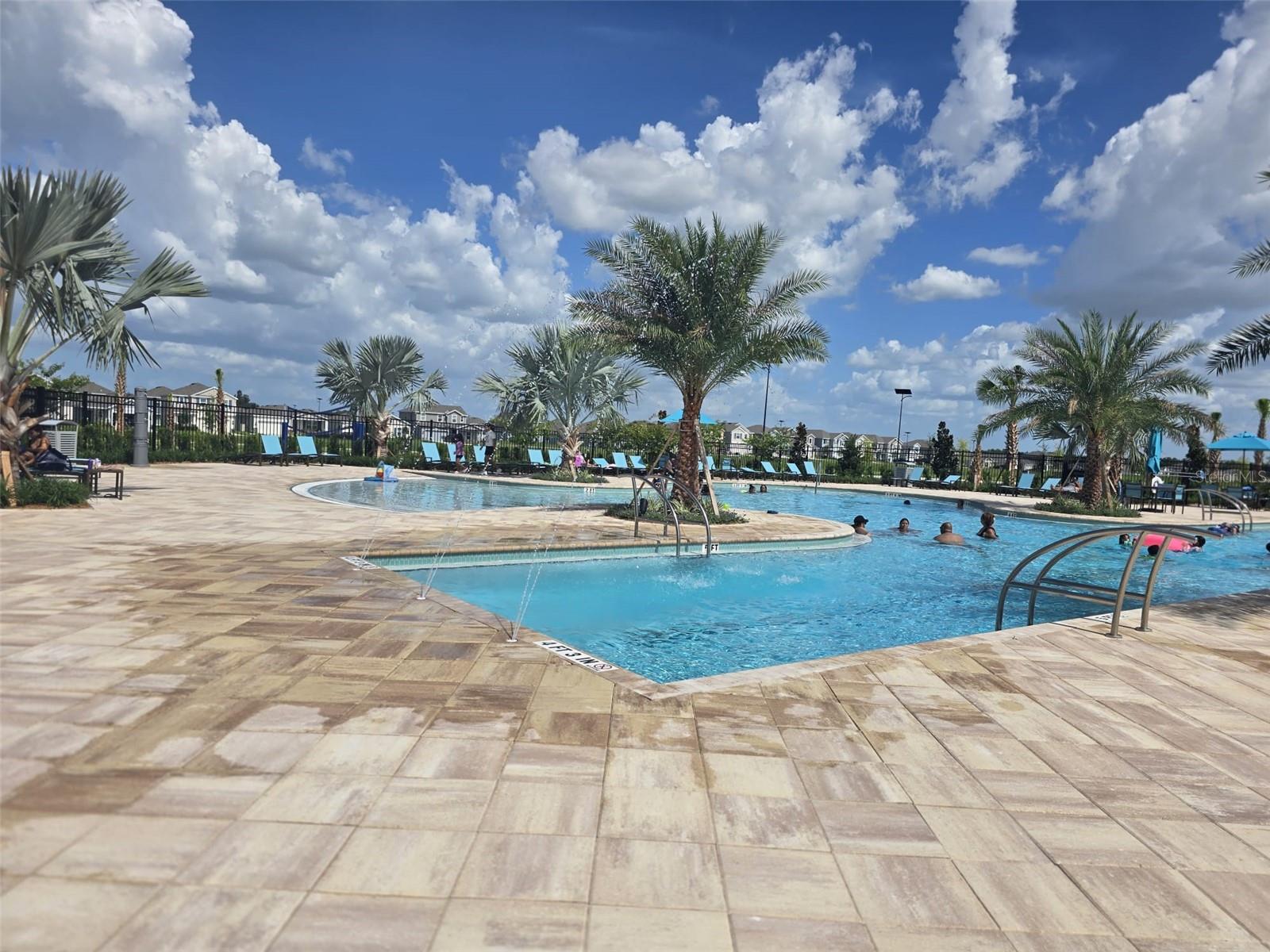 RANCHES/LK MCLEOD II - Residential Lease