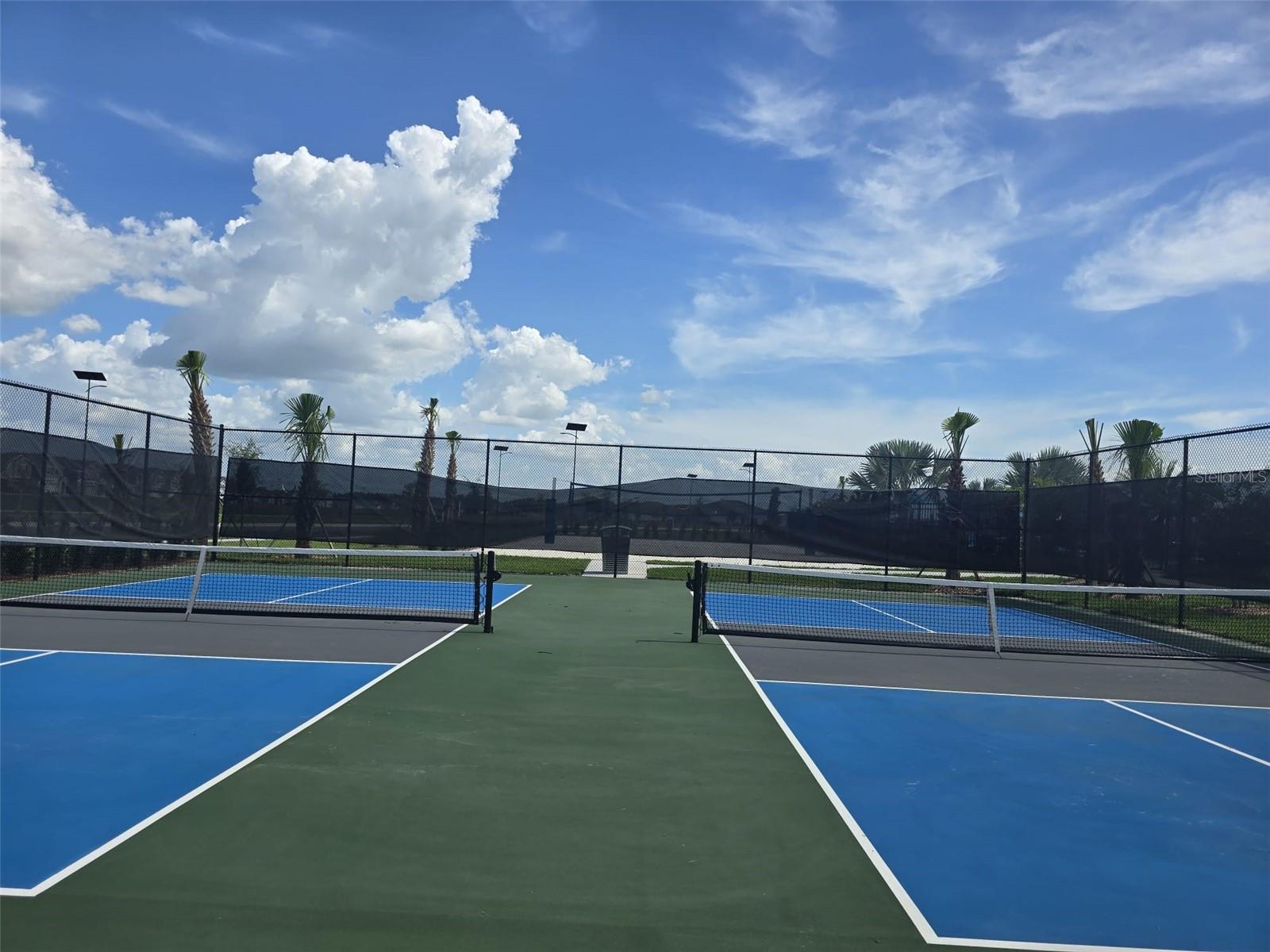 RANCHES/LK MCLEOD II - Residential Lease