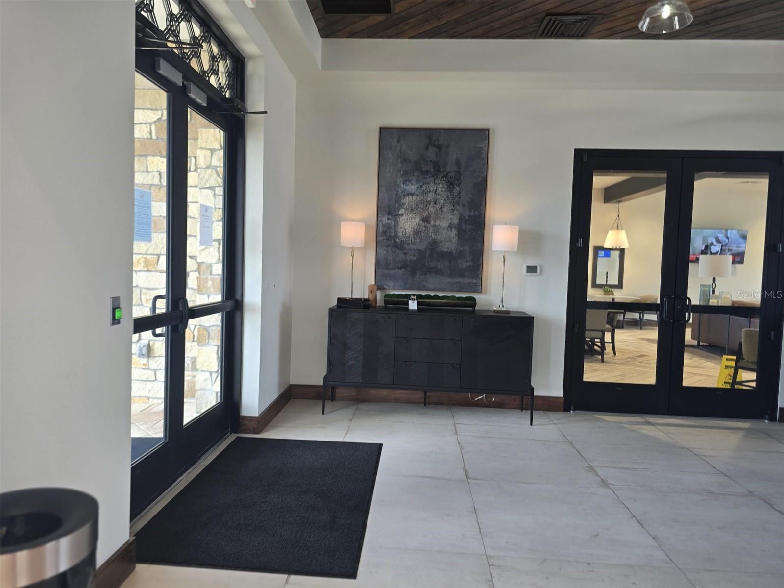 RANCHES/LK MCLEOD II - Residential Lease