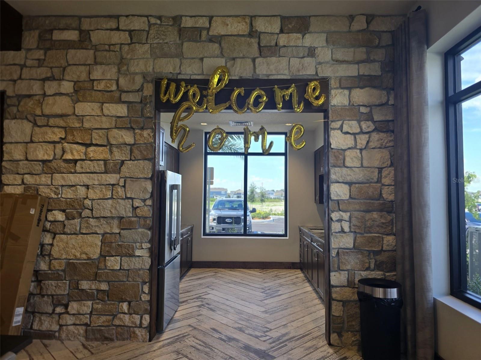 RANCHES/LK MCLEOD II - Residential Lease