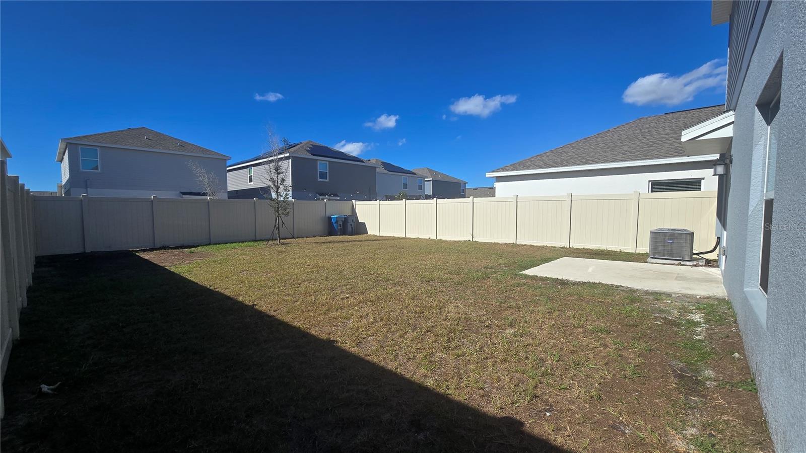 RANCHES/LK MCLEOD II - Residential Lease