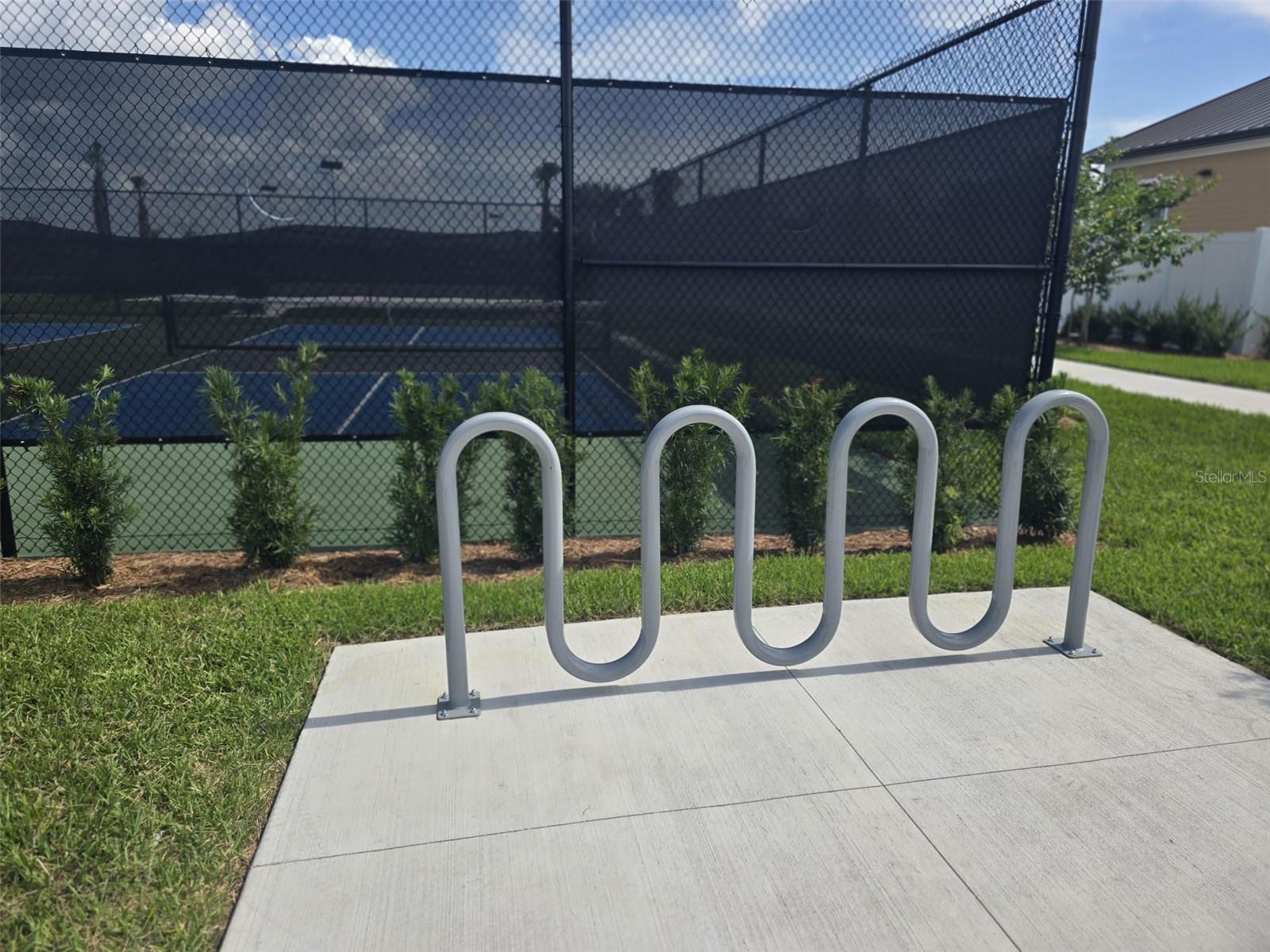 RANCHES/LK MCLEOD II - Residential Lease